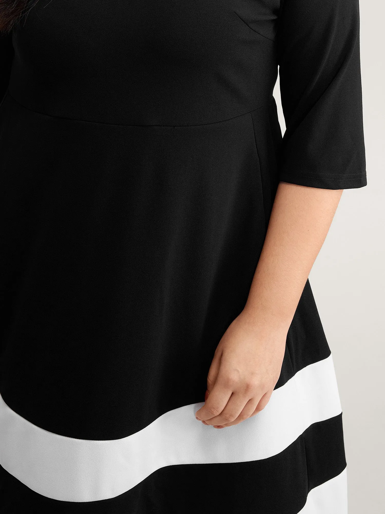 Color Stripes Pockets Midi Dress sold by Bloomchic product image thumbnail 2