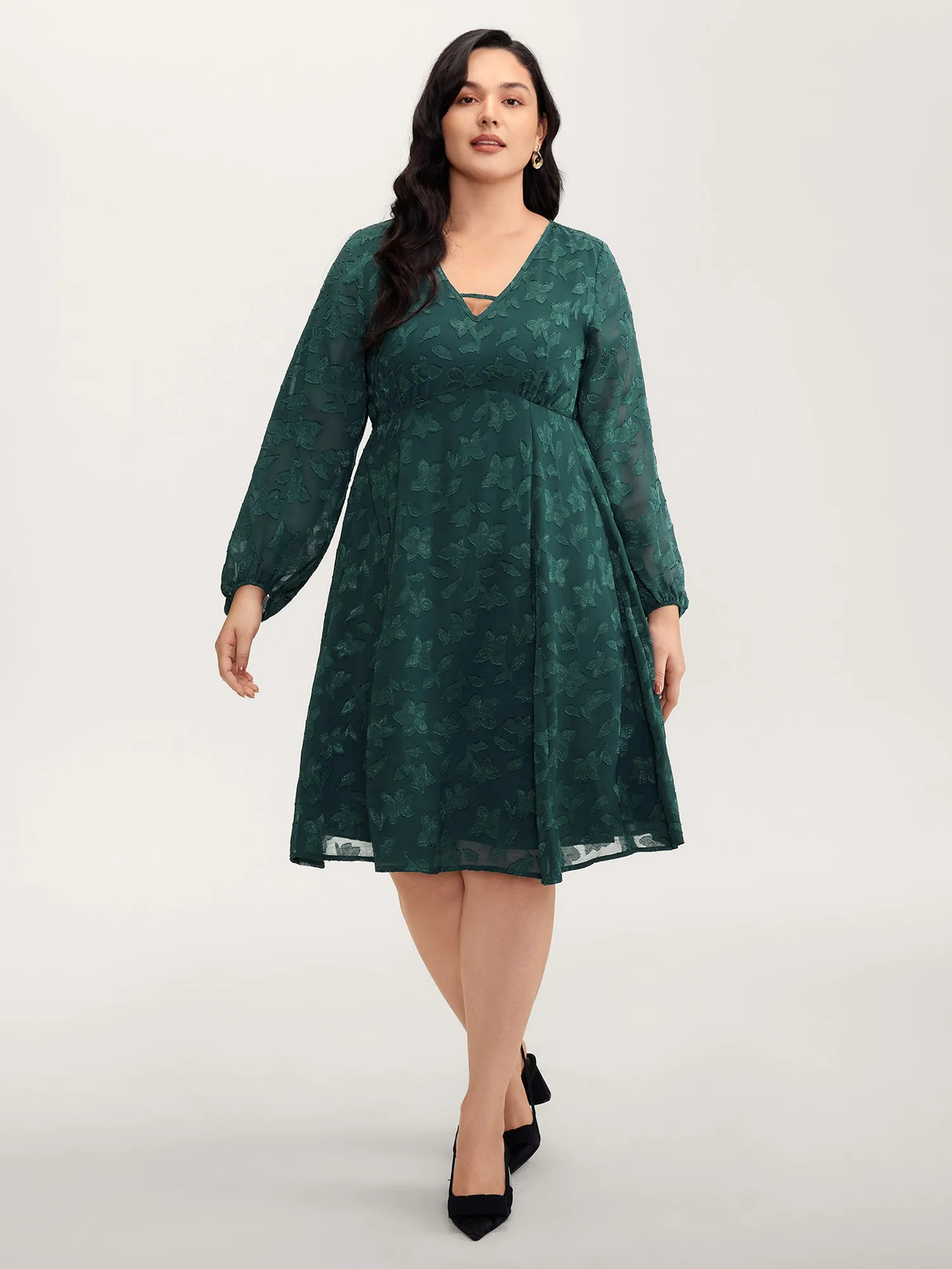 Textured Pockets Lined Midi Dress sold by Bloomchic product image thumbnail 3