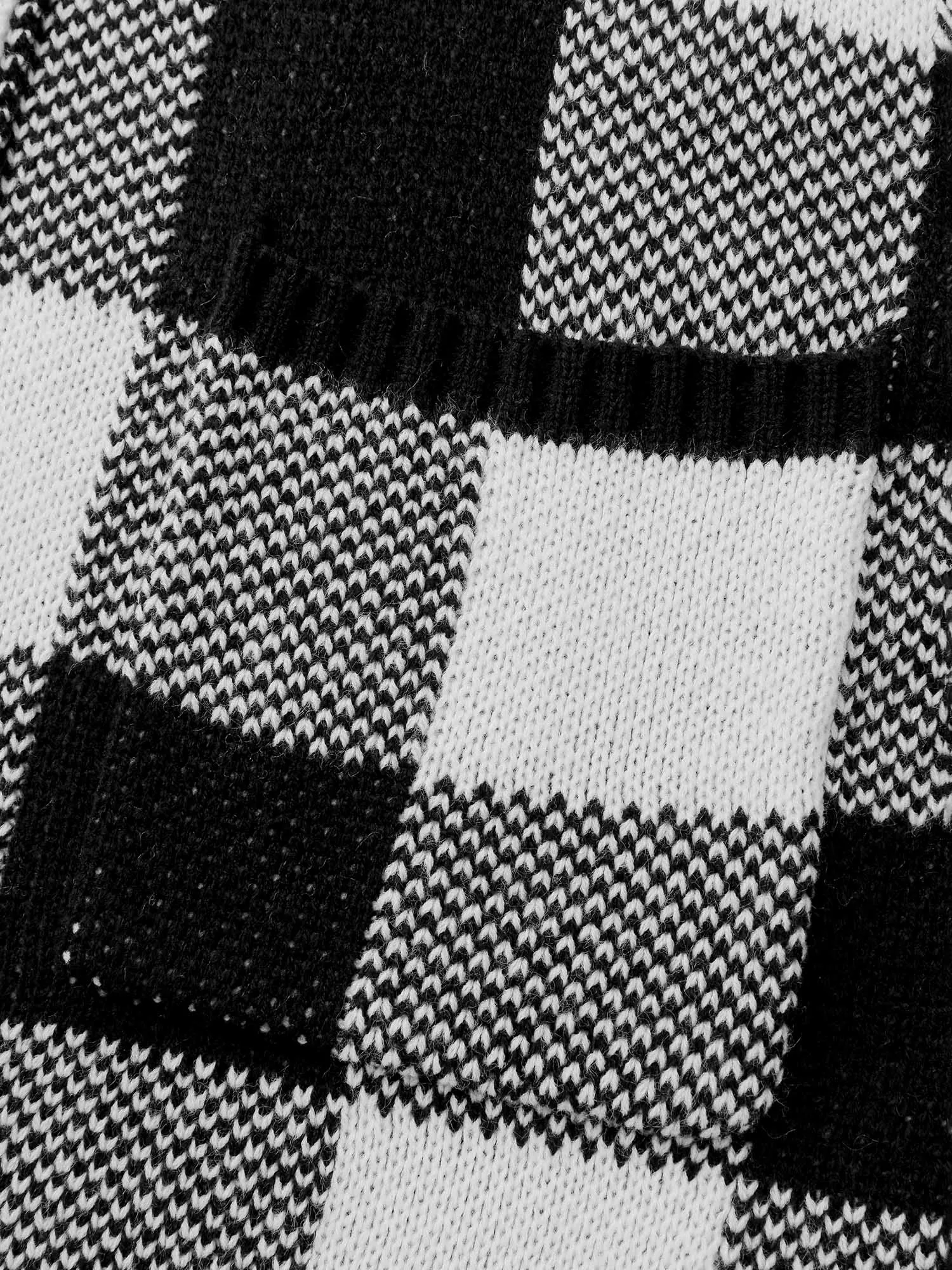 Checkered Jacquard Folded Collar Knit Cardigan sold by Bloomchic product image thumbnail 5