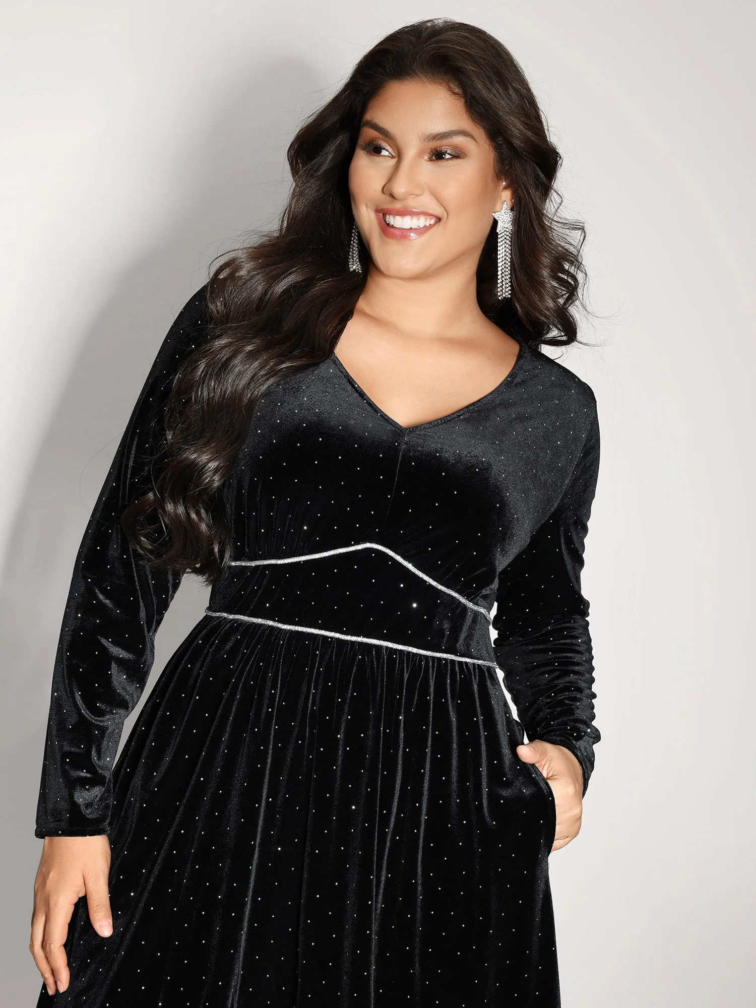 Velvet Rhinestone Cinched-Waist Pockets Midi Dress sold by Bloomchic product image thumbnail 2