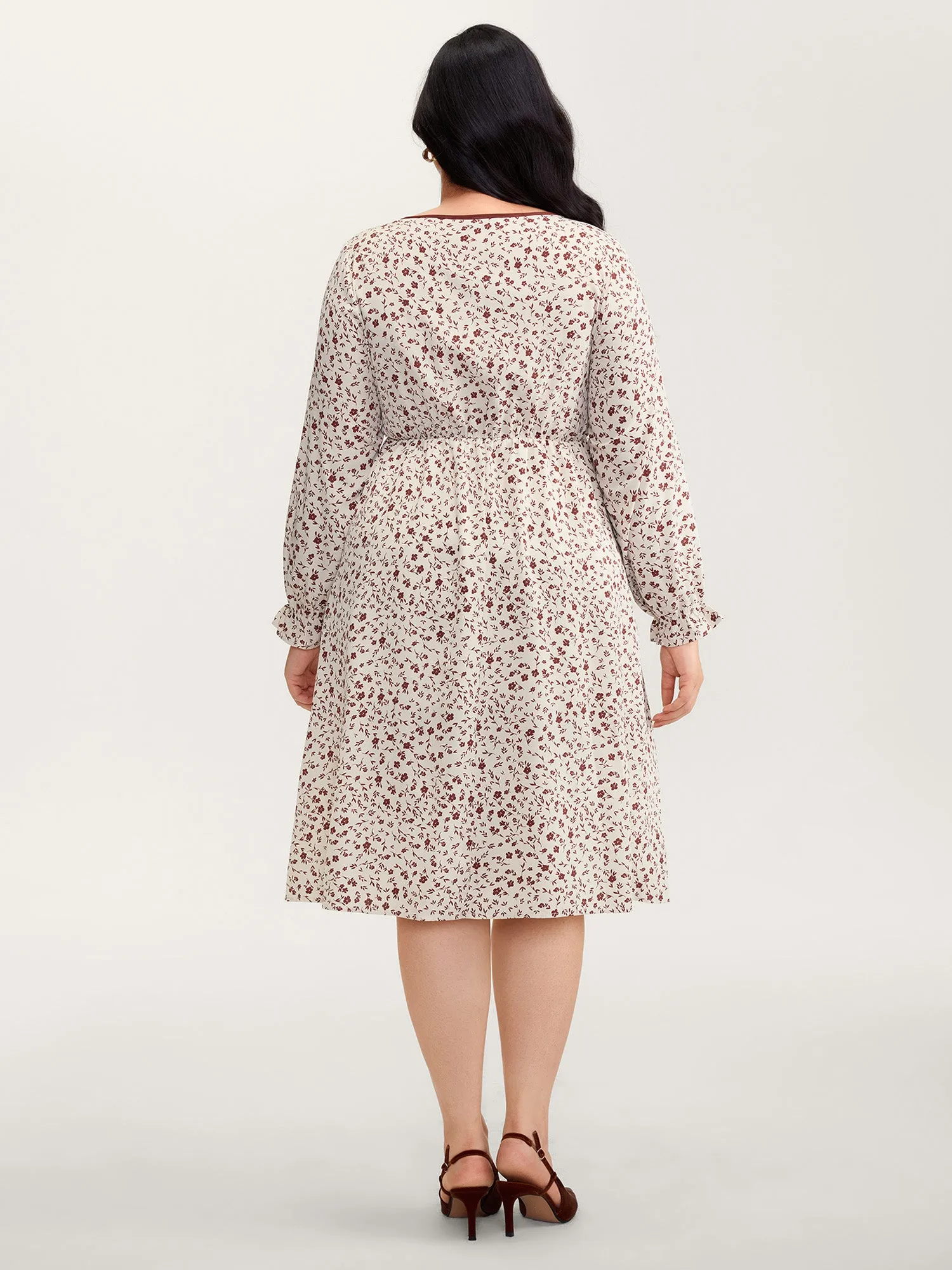 Bowknot Detail Stretchy Waist-Defining Midi Dress sold by Bloomchic product image thumbnail 4