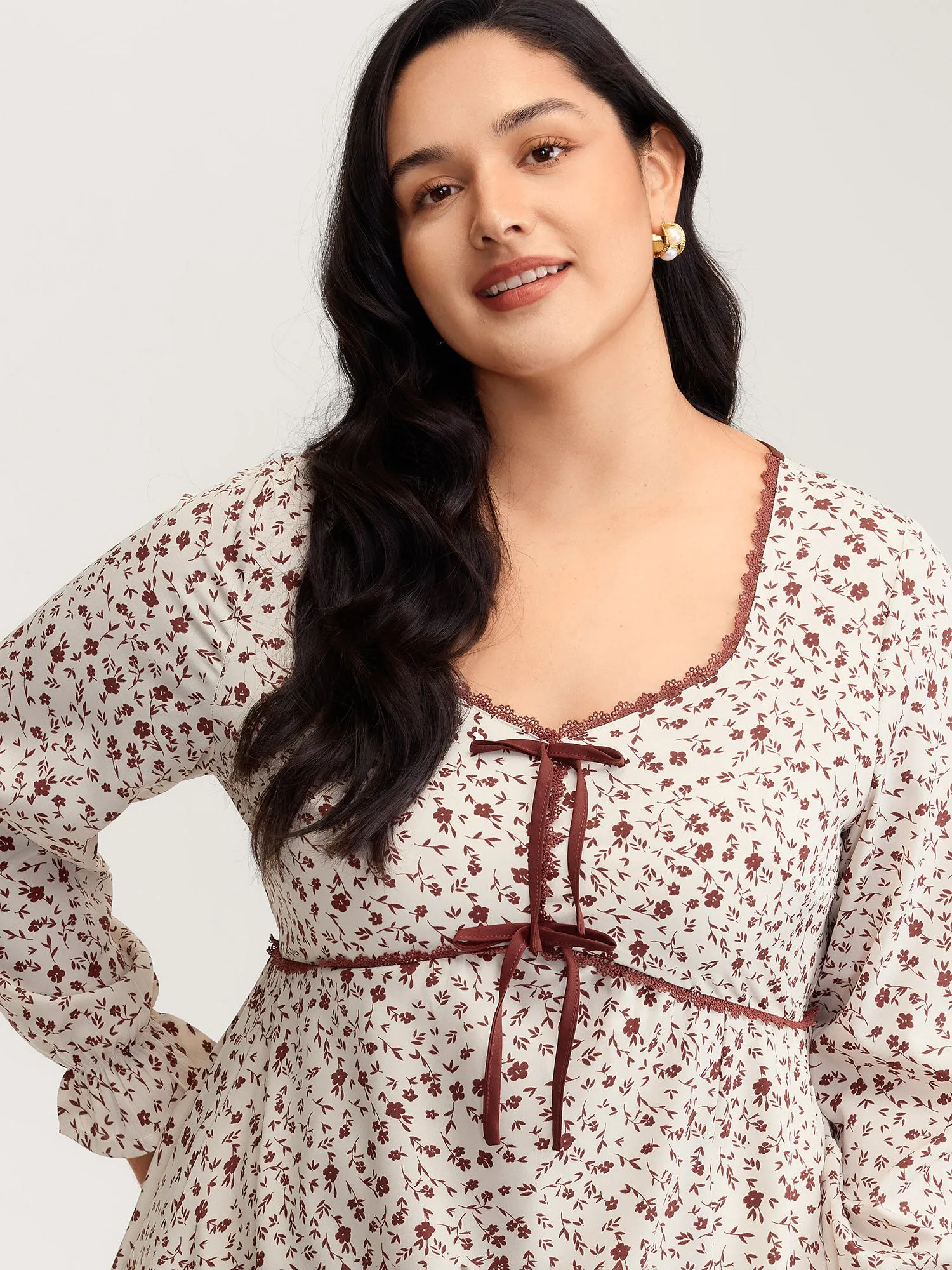 Bowknot Detail Stretchy Waist-Defining Midi Dress sold by Bloomchic product image thumbnail 2