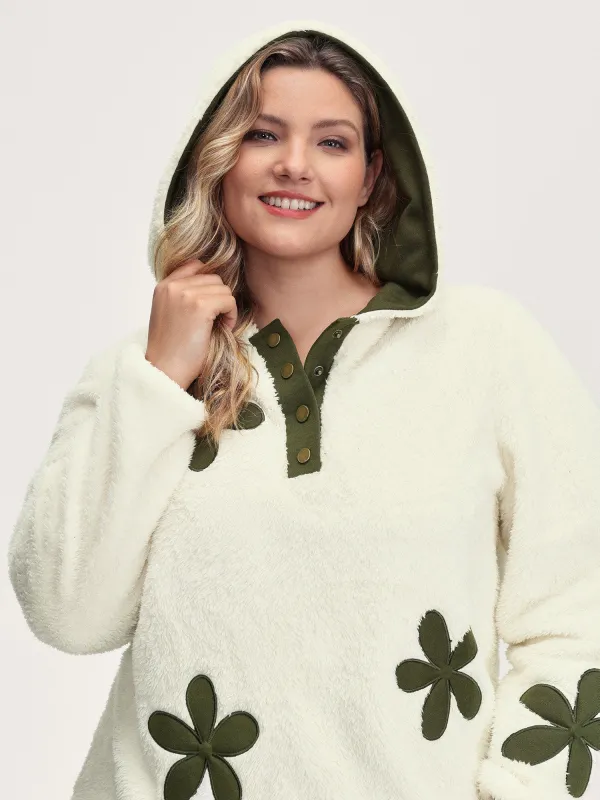 Applique Embroidery Color Contrast Hoodie sold by Bloomchic