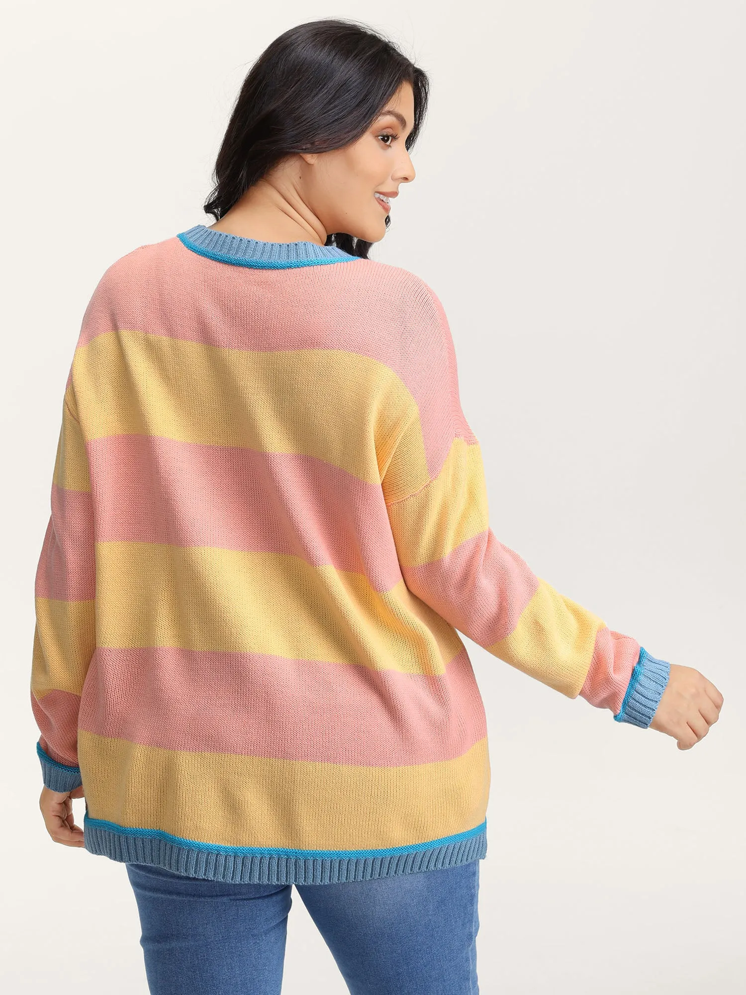 Colorblock Textured Flowy Fit Pullover sold by Bloomchic product image thumbnail 4