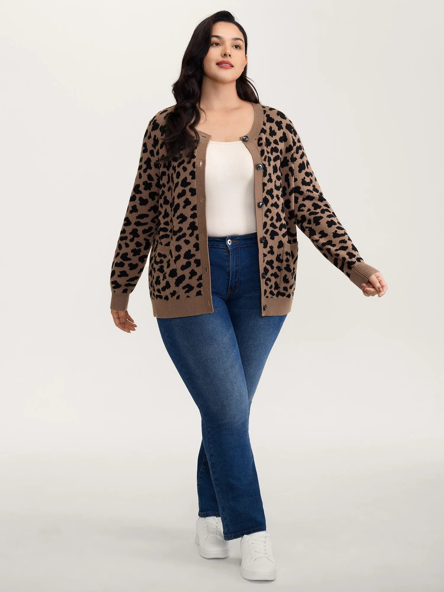Supersoft Leopard Print Pockets Contrast Knit Cardigan sold by Bloomchic product image thumbnail 3