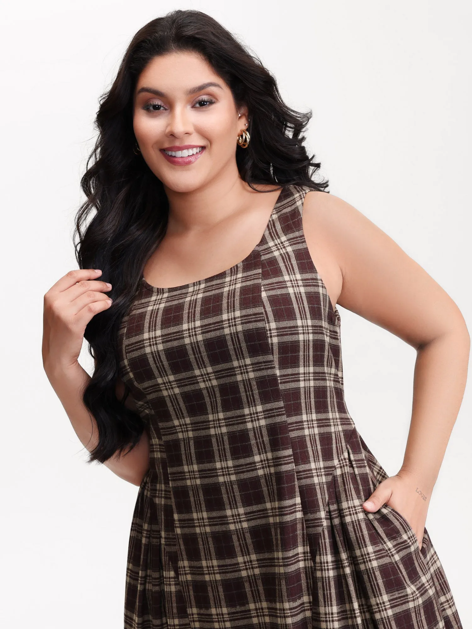 Retro Plaid Drop Waist Tie Midi Dress sold by Bloomchic product image thumbnail 5