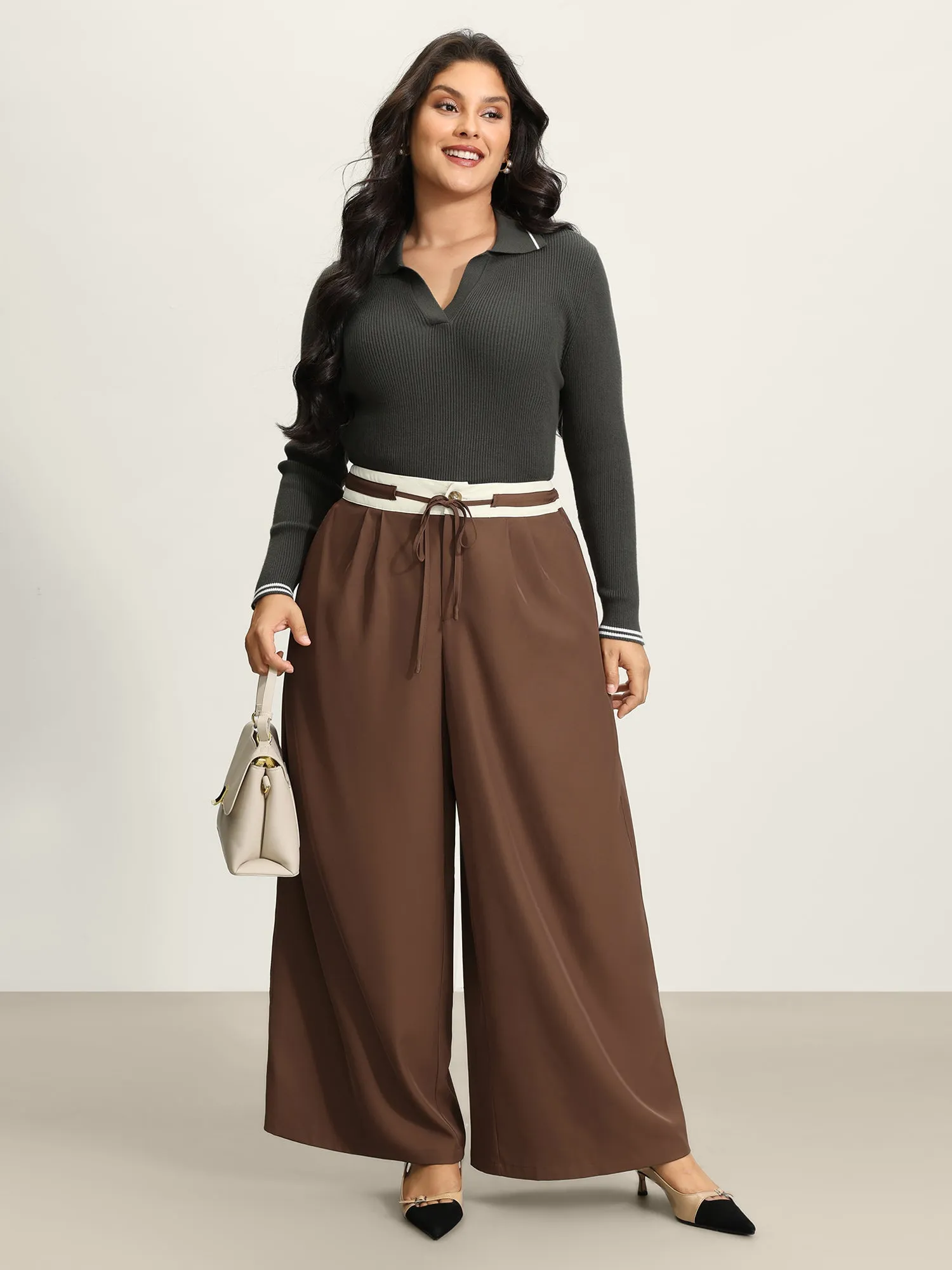 Color Contrast Drawstring Wide-Leg Pants sold by Bloomchic product image thumbnail 2