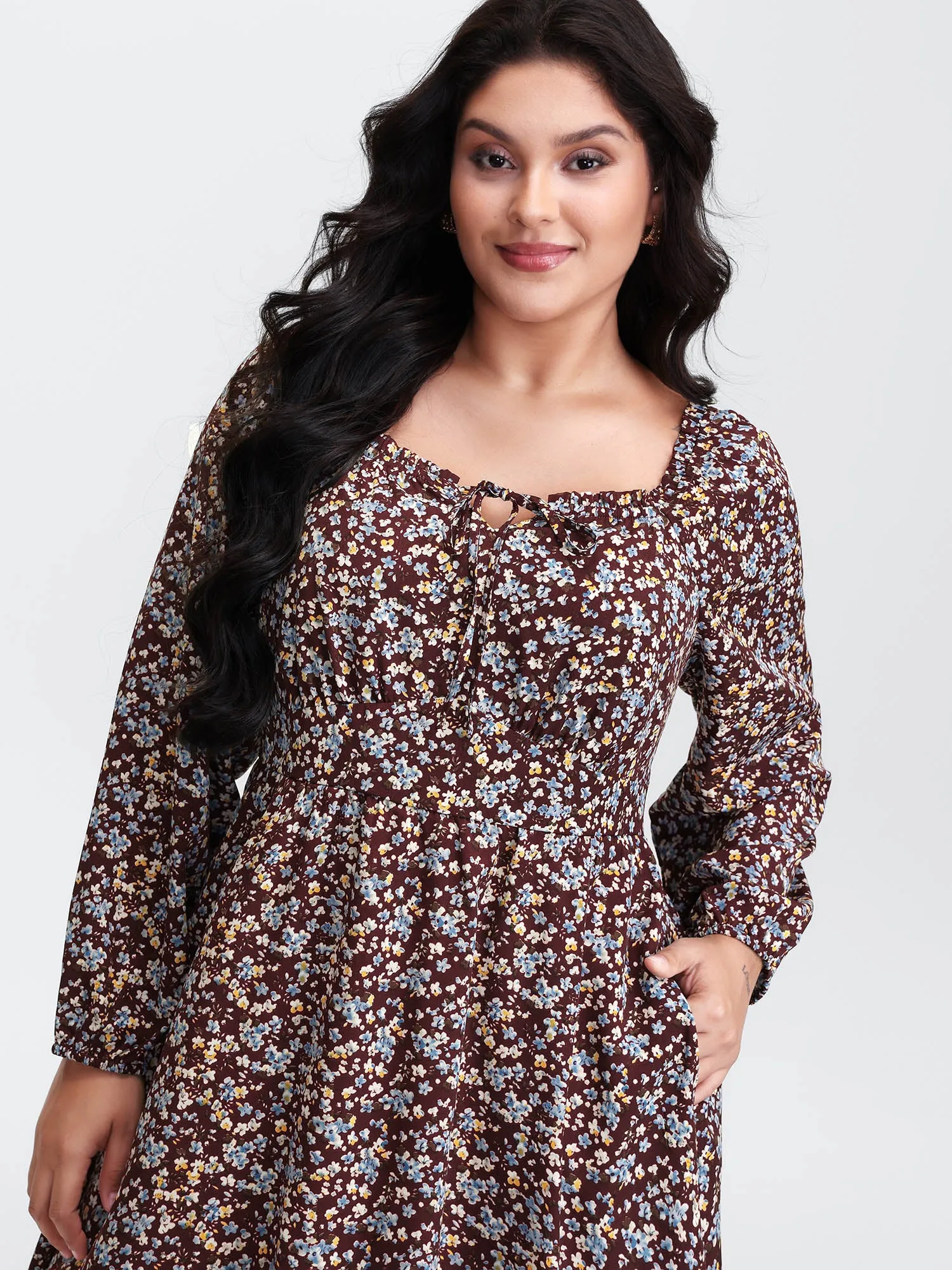 Floral Print Pockets Neckline Tie Maxi Dress sold by Bloomchic product image thumbnail 2