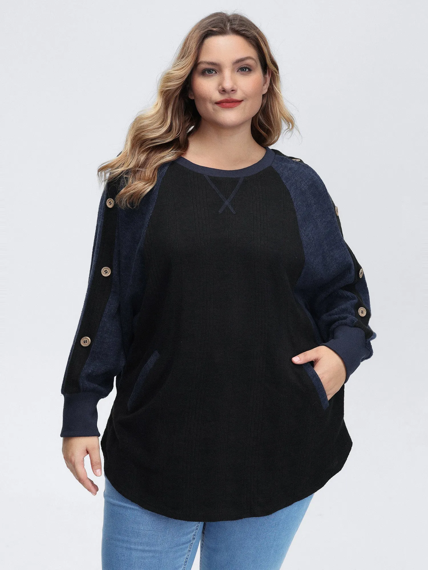 Color Contrast Raglan Sleeve Sweatshirt sold by Bloomchic