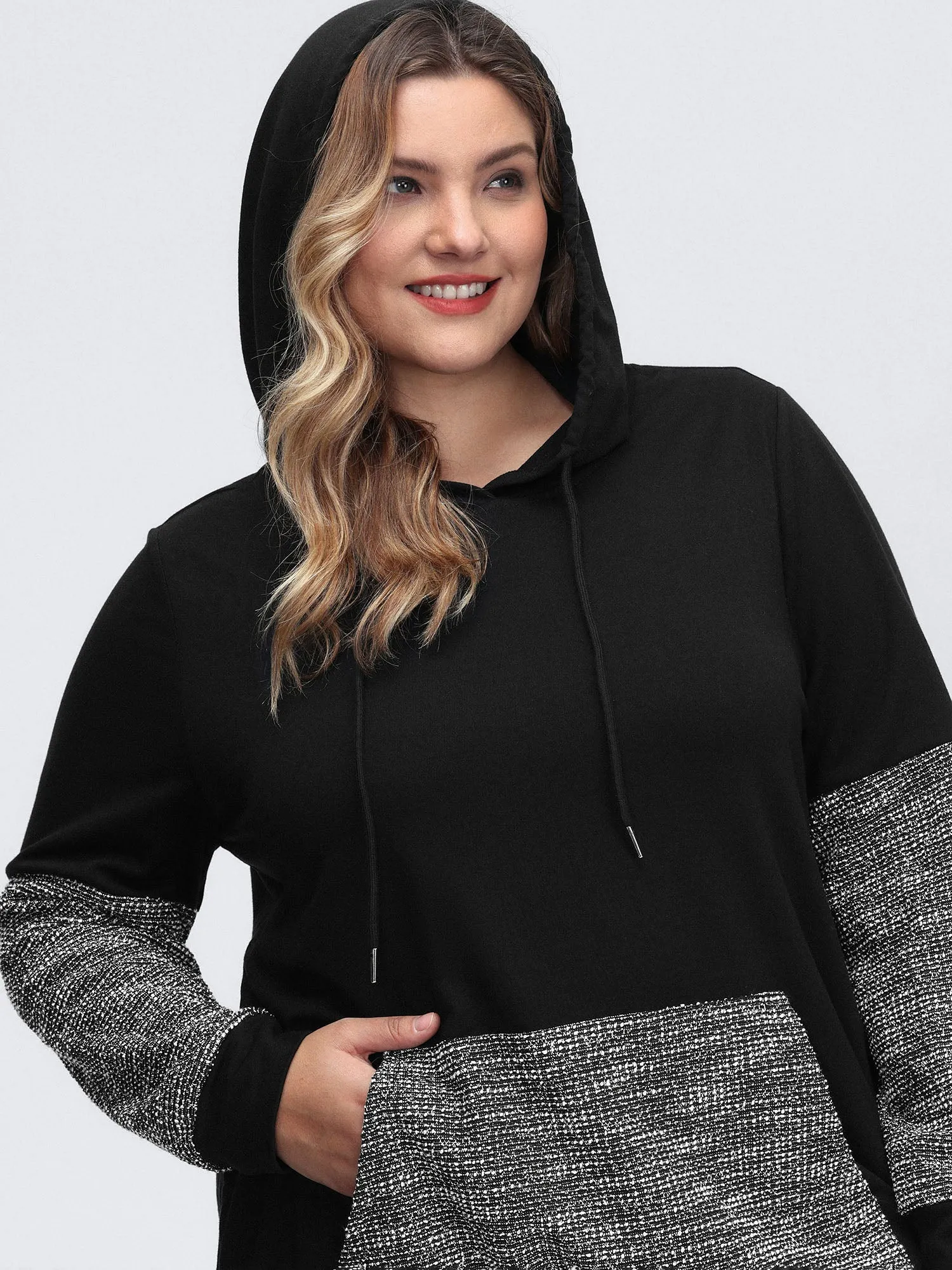 Spliced Color Contrast Textured Hoodie sold by Bloomchic product image thumbnail 2