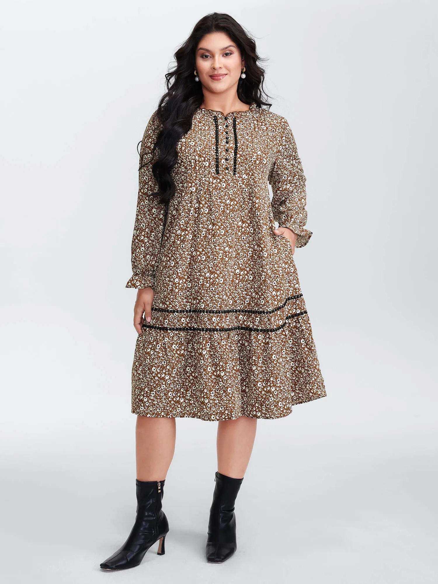 Toothpick Pleat Contrast Placket Midi Dress sold by Bloomchic product image thumbnail 3