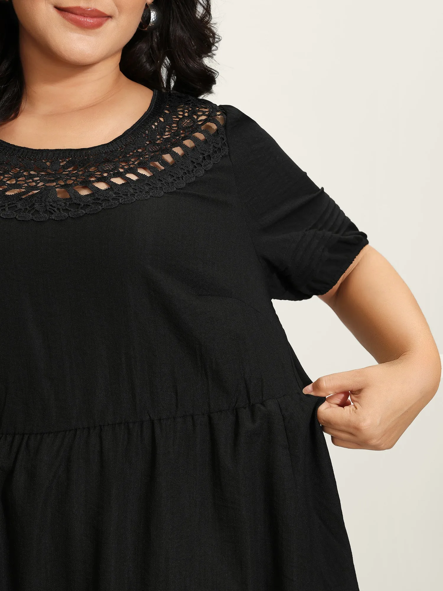 Lace Puffy Sleeve Knee-Length Dress sold by Bloomchic product image thumbnail 4