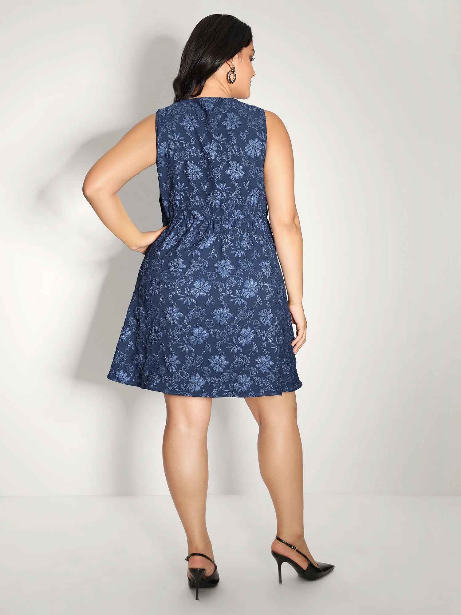 Jacquard Elastic Waist Pockets Knee-Length Dress sold by Bloomchic product image thumbnail 4