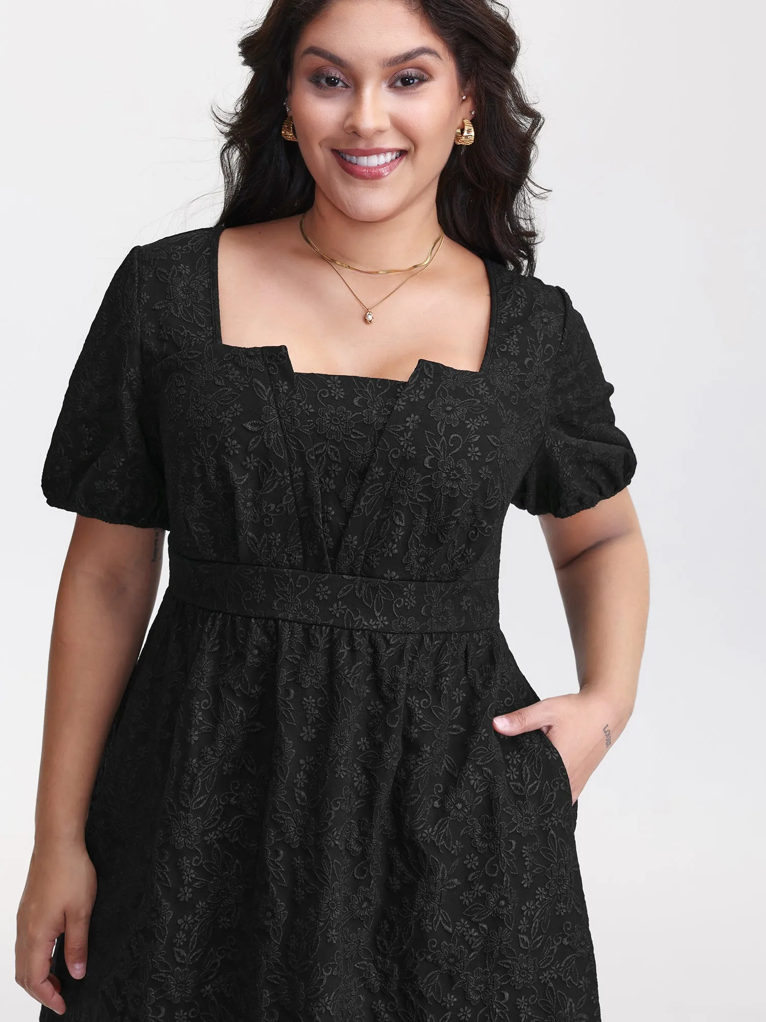 Solid Jacquard Puff Sleeve Midi Dress sold by Bloomchic product image thumbnail 2