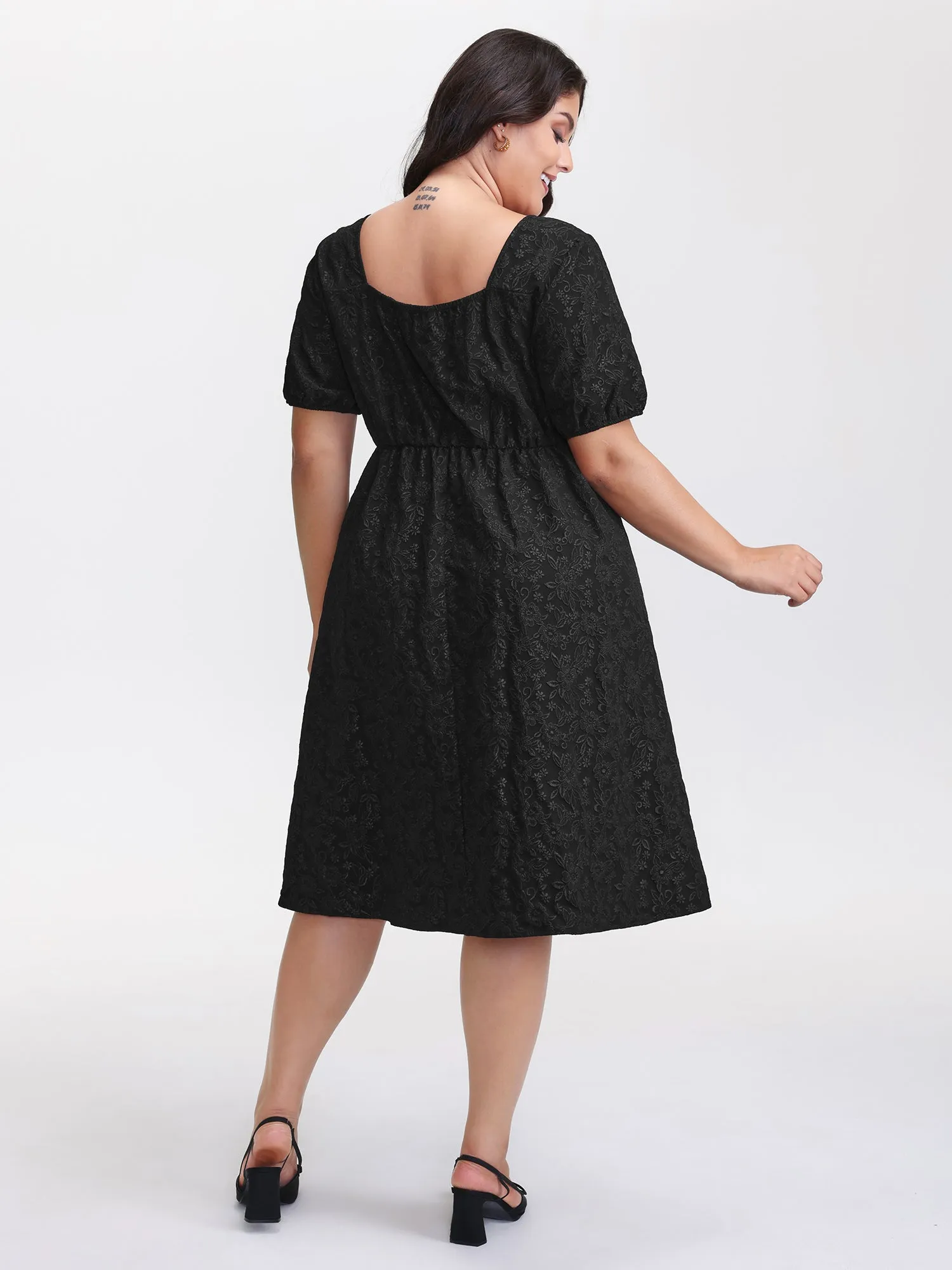 Solid Jacquard Puff Sleeve Midi Dress sold by Bloomchic product image thumbnail 4
