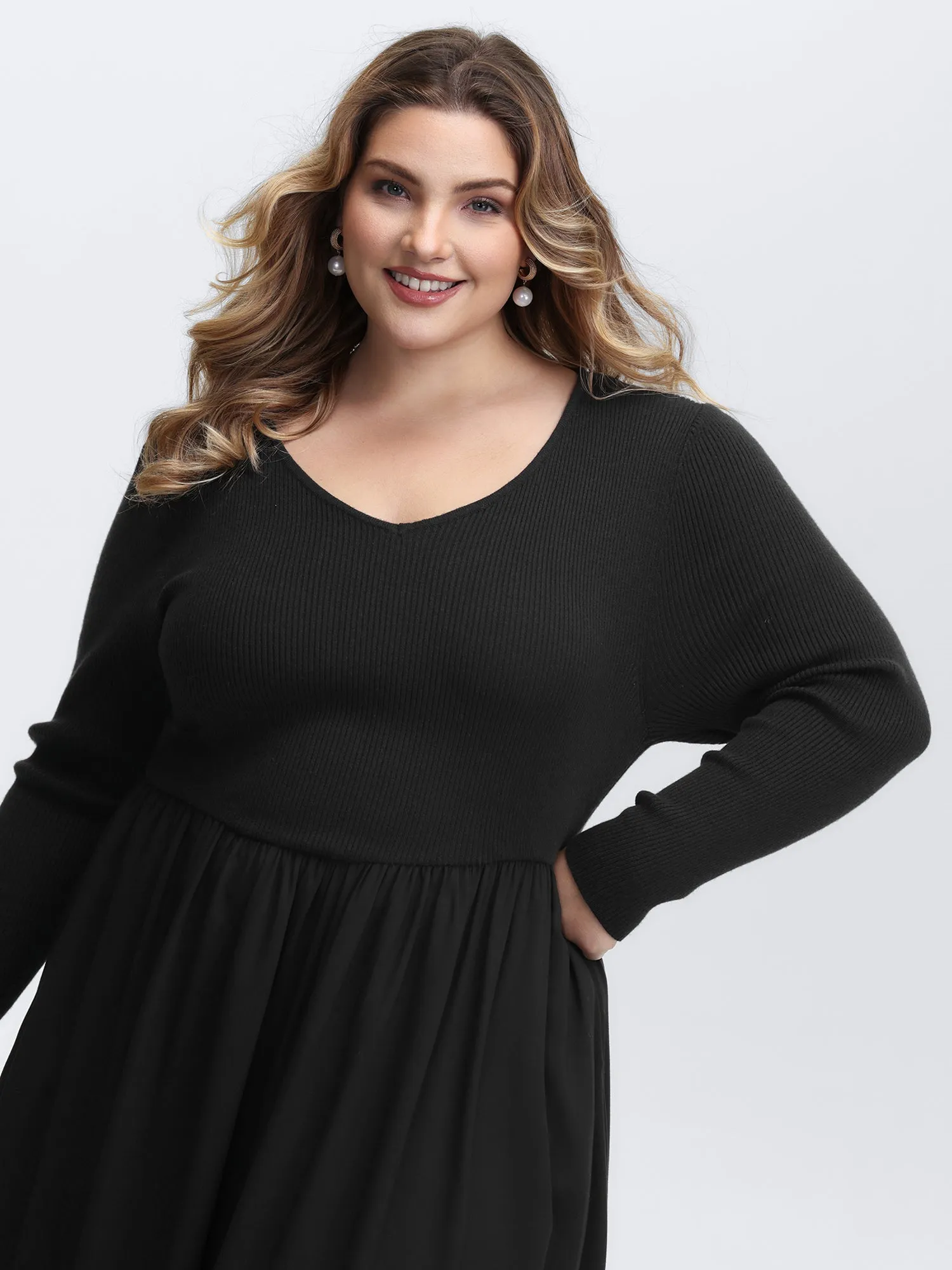 V-Neck Patchwork Plain Sweater Dress sold by Bloomchic product image thumbnail 2