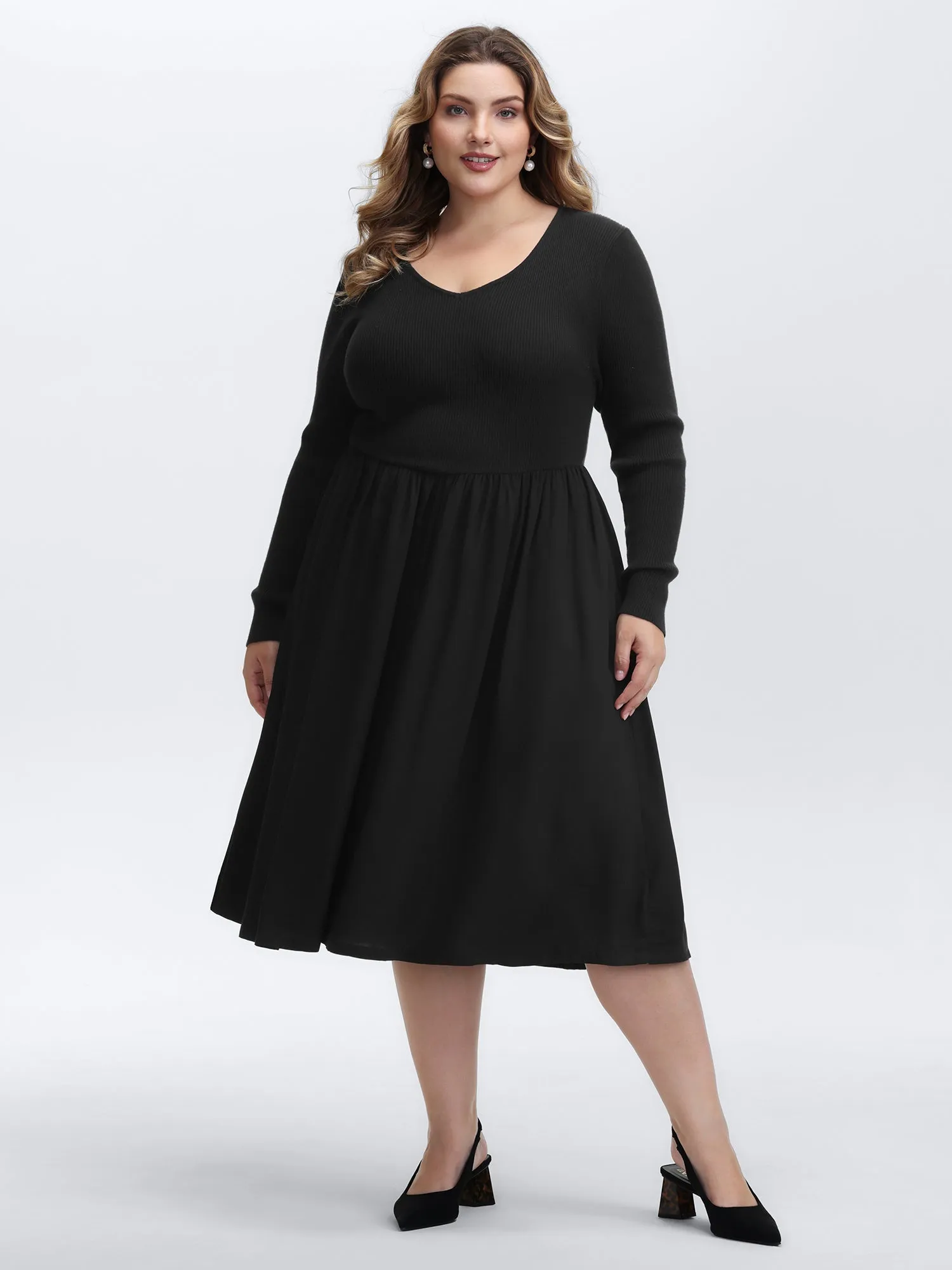 V-Neck Patchwork Plain Sweater Dress sold by Bloomchic product image thumbnail 3
