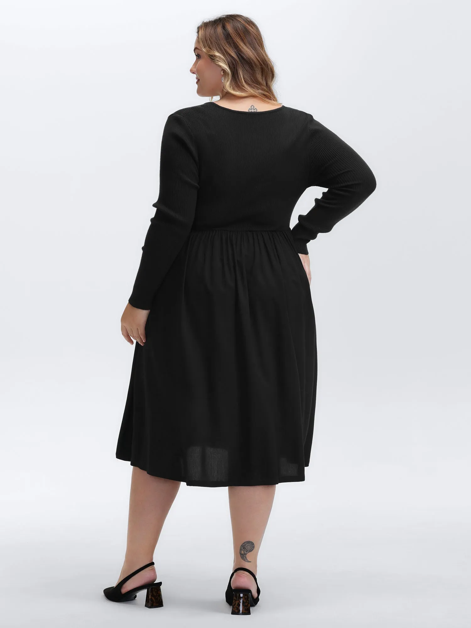 V-Neck Patchwork Plain Sweater Dress sold by Bloomchic product image thumbnail 4