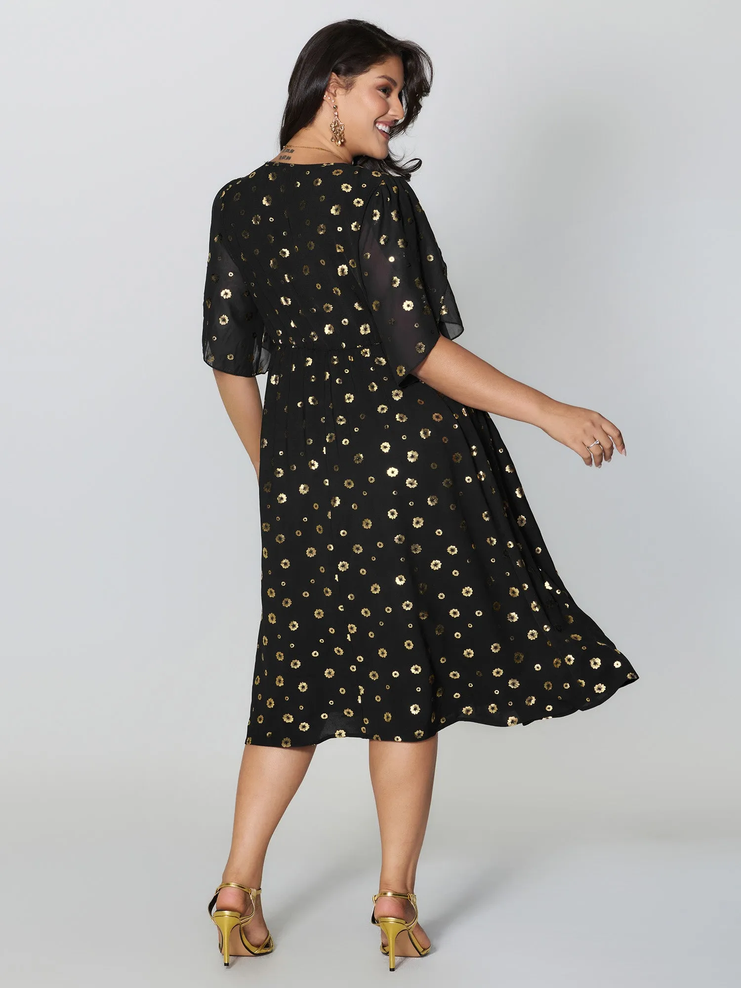 Gold Stamped Bud Sleeve Midi Dress sold by Bloomchic product image thumbnail 4