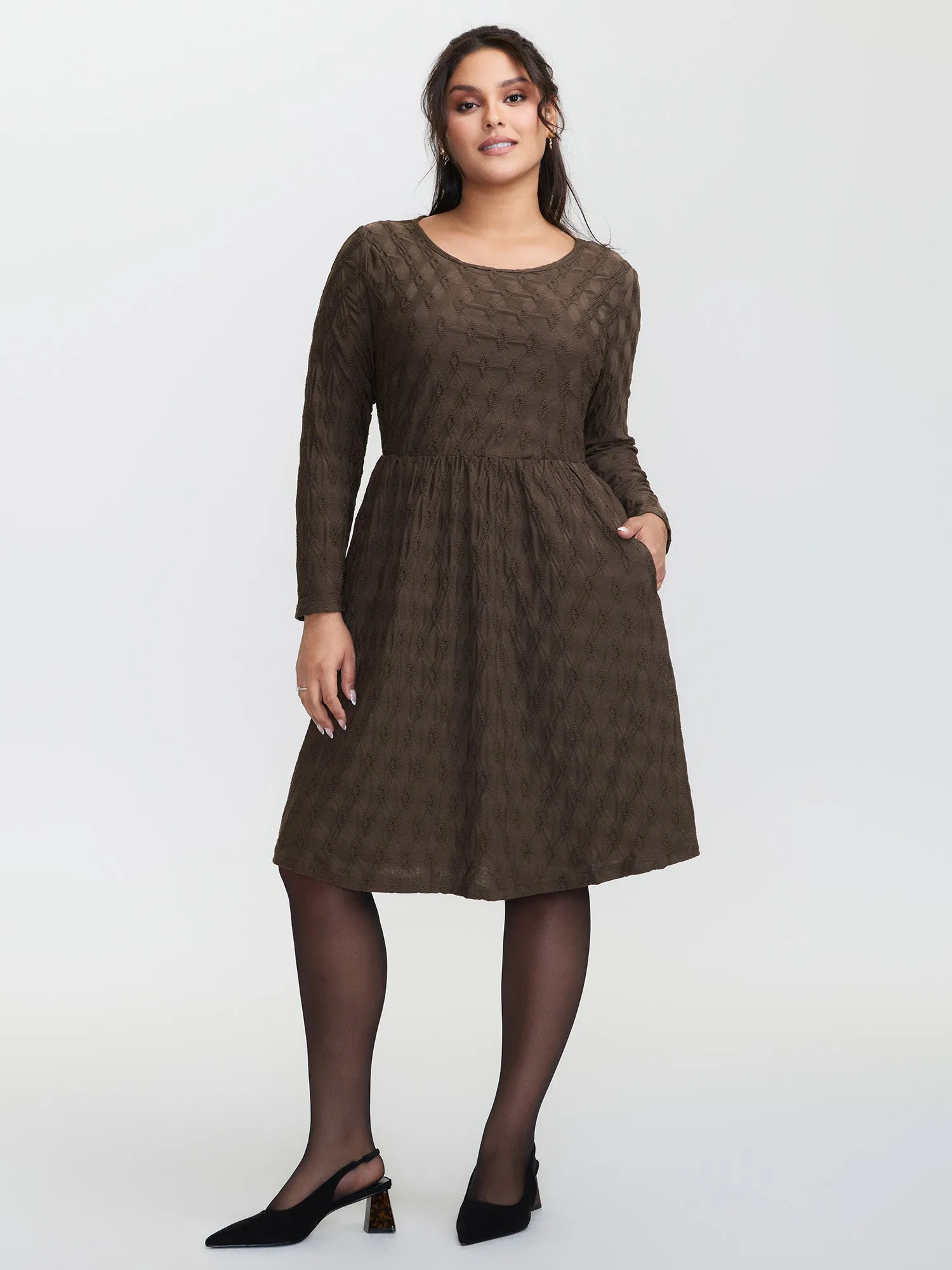 Textured Stretchy Pockets Midi Knit Dress sold by Bloomchic product image thumbnail 3