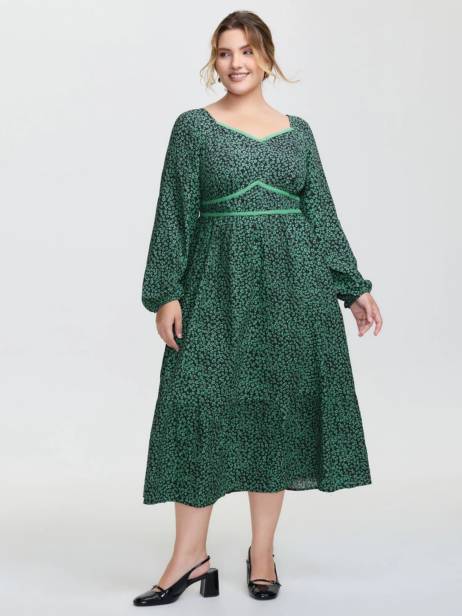 Floral Lace Trim Cinched-Waist Maxi Dress sold by Bloomchic product image thumbnail 3