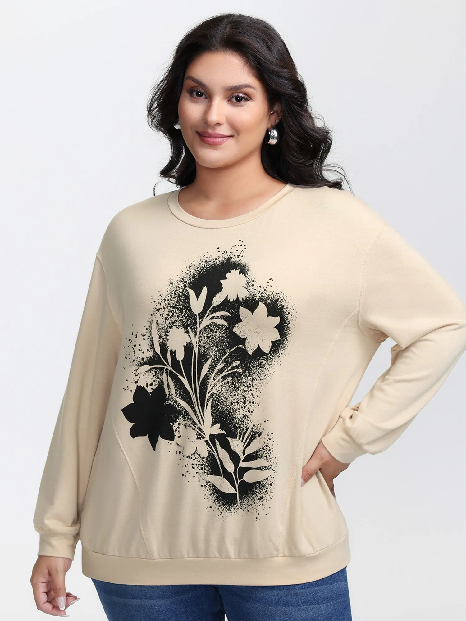 Floral Print Drop Shoulder Relaxed-Fit Sweatshirt sold by Bloomchic product image thumbnail 2