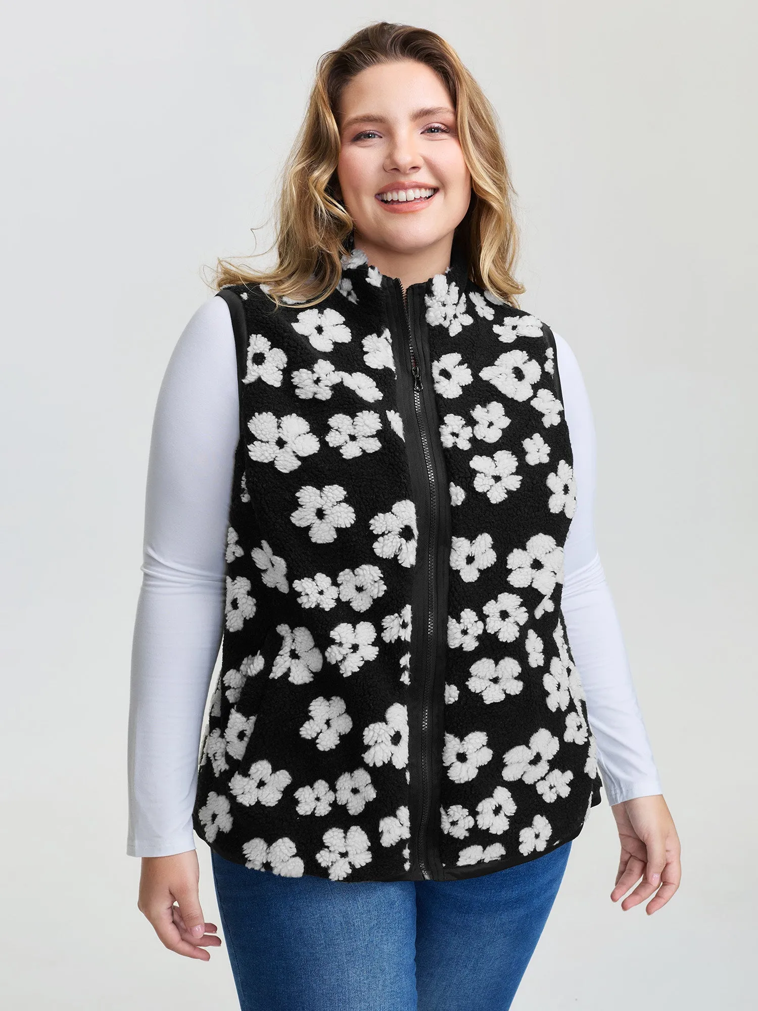 Floral Print Plush Reversible Vest sold by Bloomchic product image thumbnail 2
