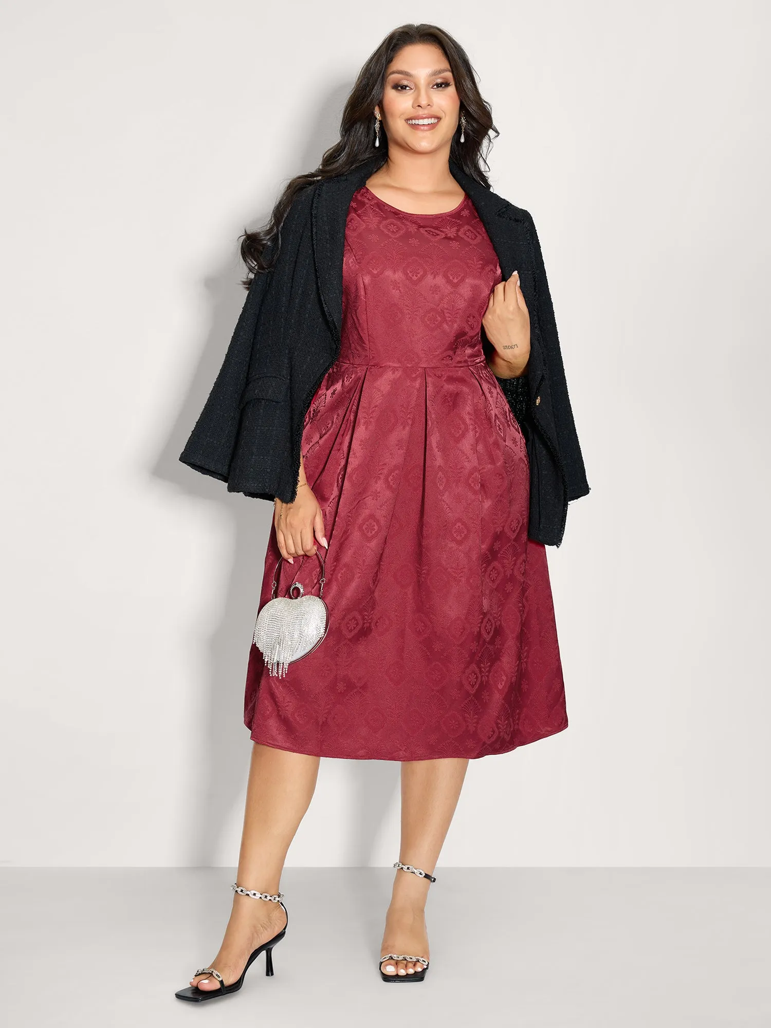 Textured Pleated Waist-Defining Midi Dress sold by Bloomchic product image thumbnail 4