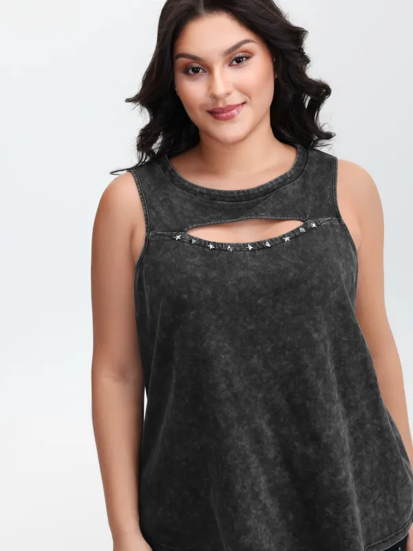 Vintage Cut Out Star Rivet Details Tank Top sold by Bloomchic