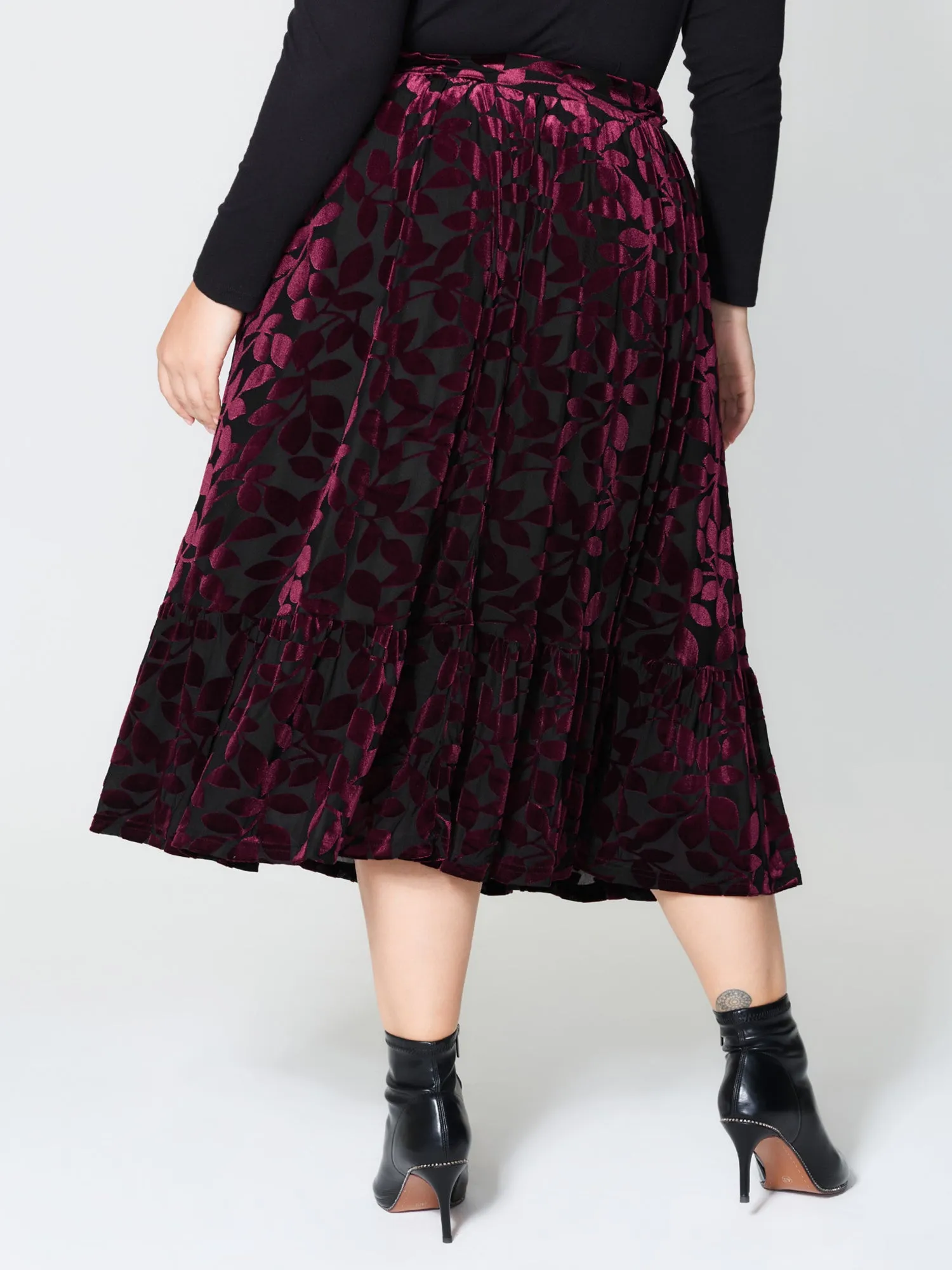Laser-Cut Velvet Pleated Maxi Skirt sold by Bloomchic product image thumbnail 5