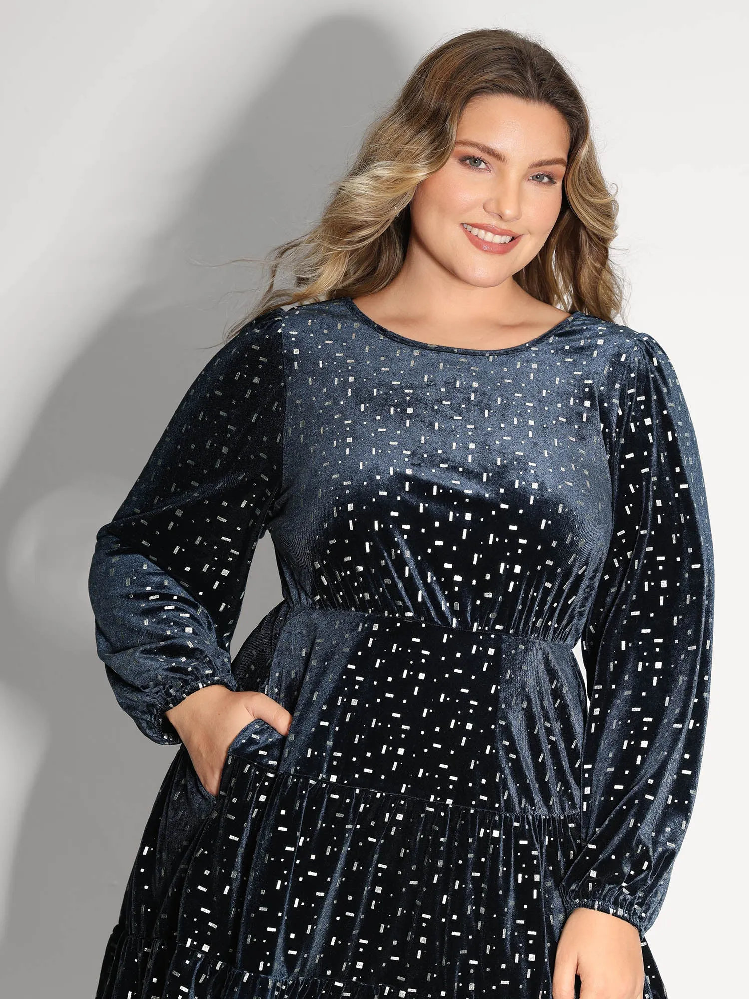 Stretchy Gold-Stamped Pockets Mini Dress sold by Bloomchic product image thumbnail 2