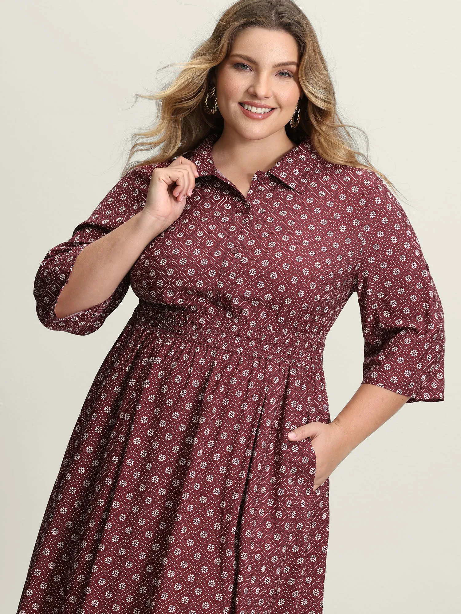 Geometric Print Shirred Waist Maxi Dress sold by Bloomchic product image thumbnail 2