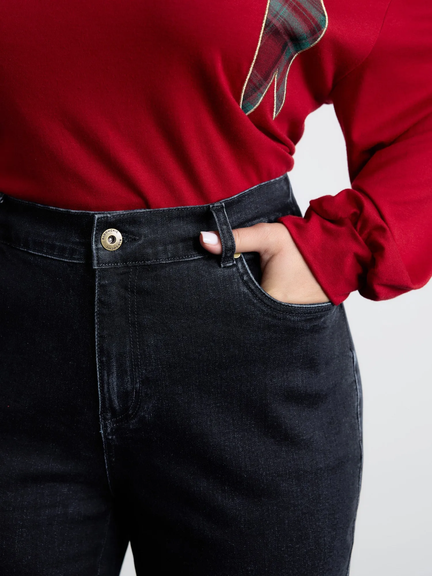 Stretchy Plaid Straight-Leg Jeans sold by Bloomchic product image thumbnail 3