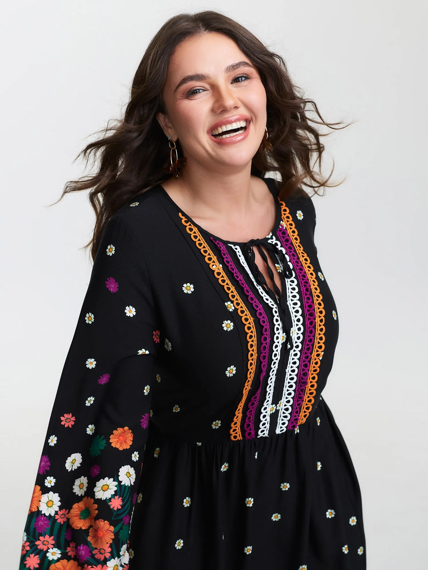 Floral Color Contrast Flared Sleeve Maxi Dress sold by Bloomchic product image thumbnail 2