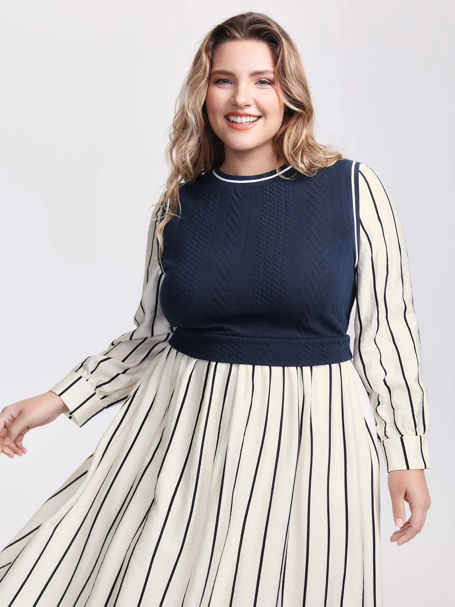 Stripe Pockets Color Contrast Midi Dress sold by Bloomchic product image thumbnail 2