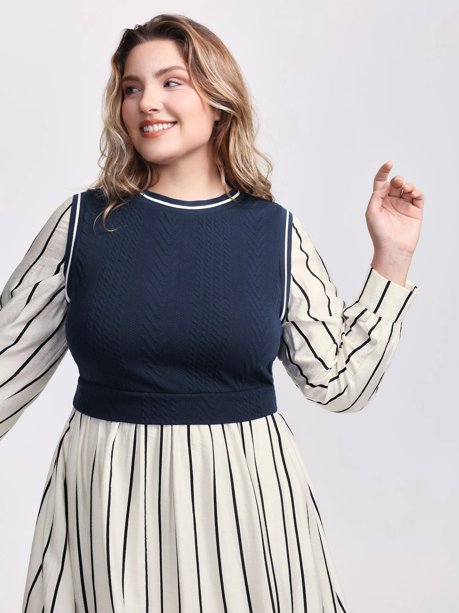 Stripe Pockets Color Contrast Midi Dress sold by Bloomchic product image thumbnail 4