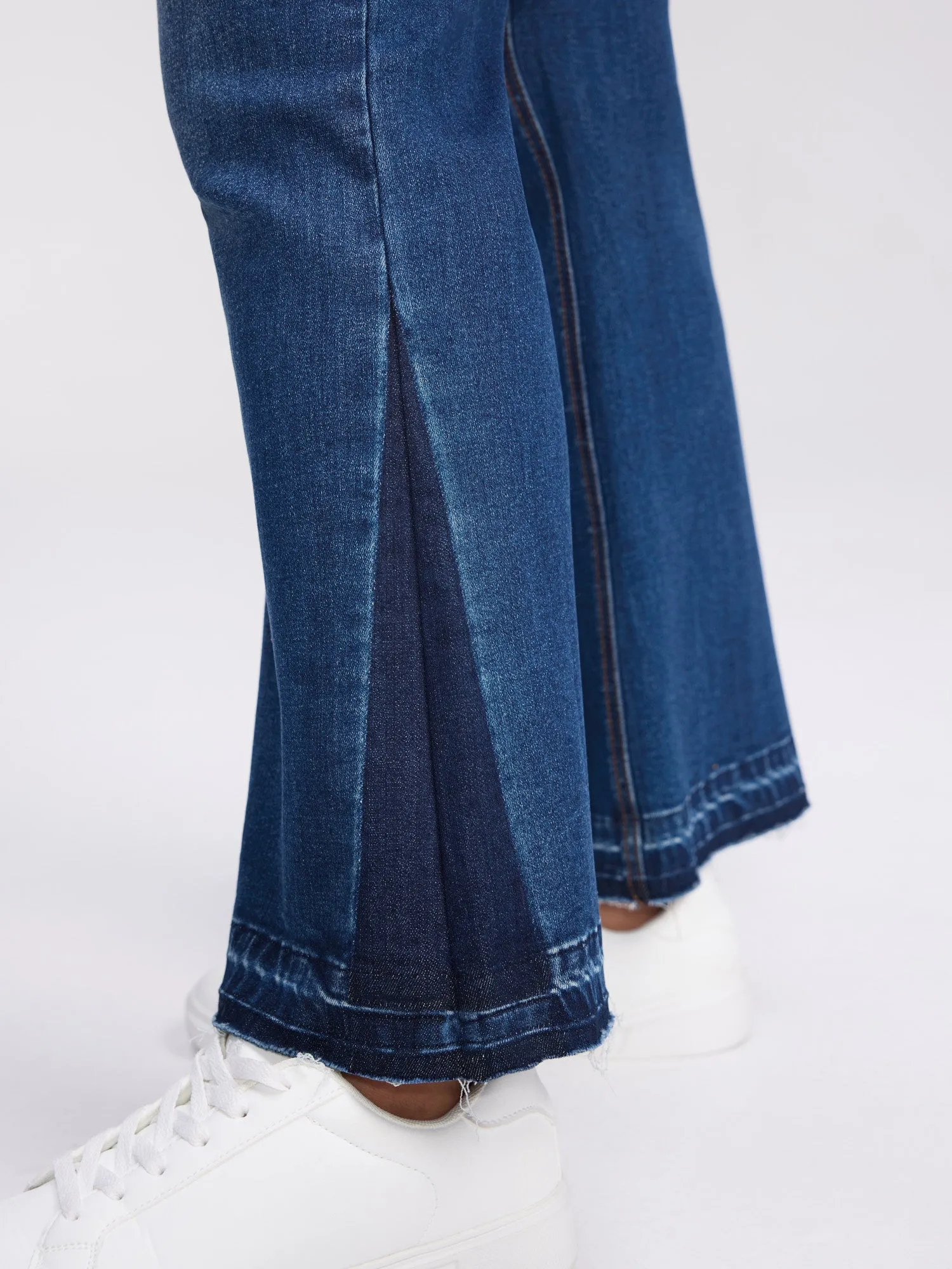 Stretchy Mid-Rise Bootcut Jeans sold by Bloomchic product image thumbnail 5