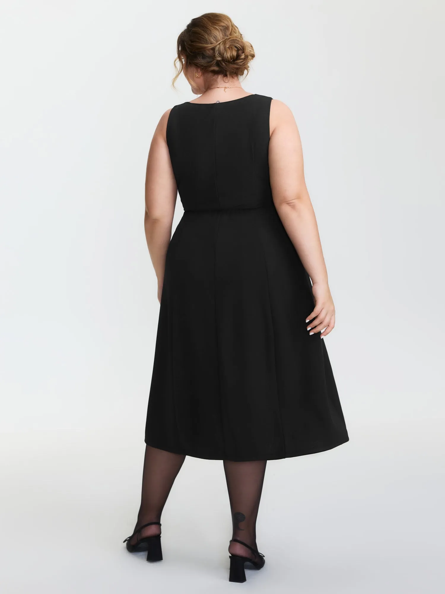 Cinched-Waist Button Detail Maxi Dress sold by Bloomchic product image thumbnail 4