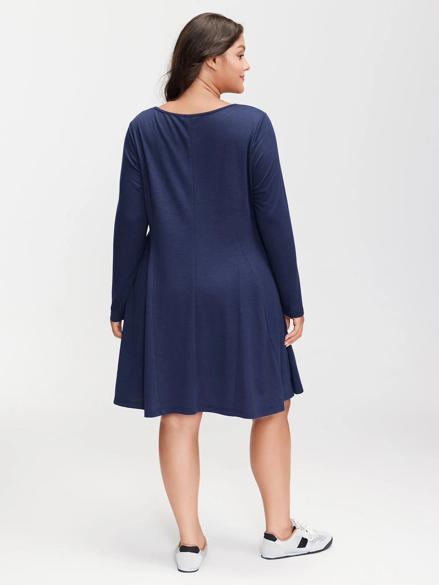 Supersoft Bamboo Textured Waist-Defining Midi Dress sold by Bloomchic product image thumbnail 4