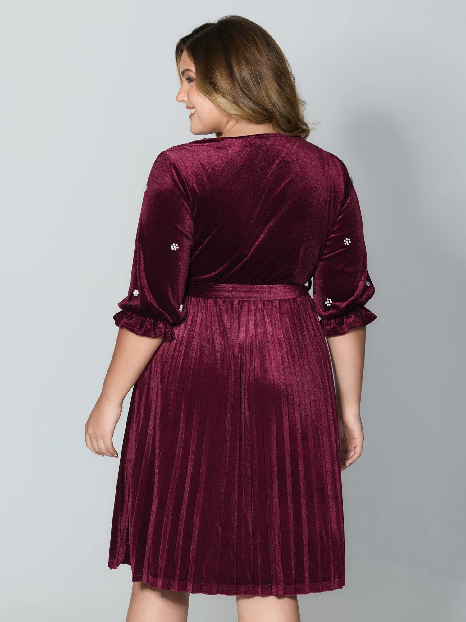 Velvet Beads Pleated Skirt Midi Dress sold by Bloomchic product image thumbnail 4