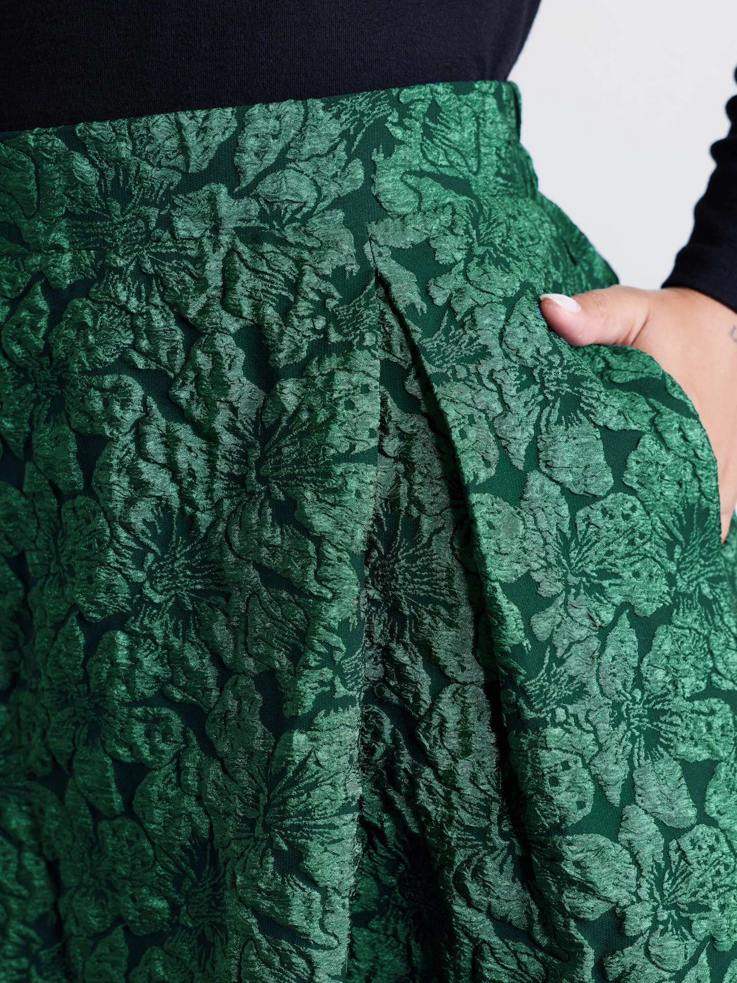 Floral Jacquard Pleated Midi Skirt sold by Bloomchic product image thumbnail 3