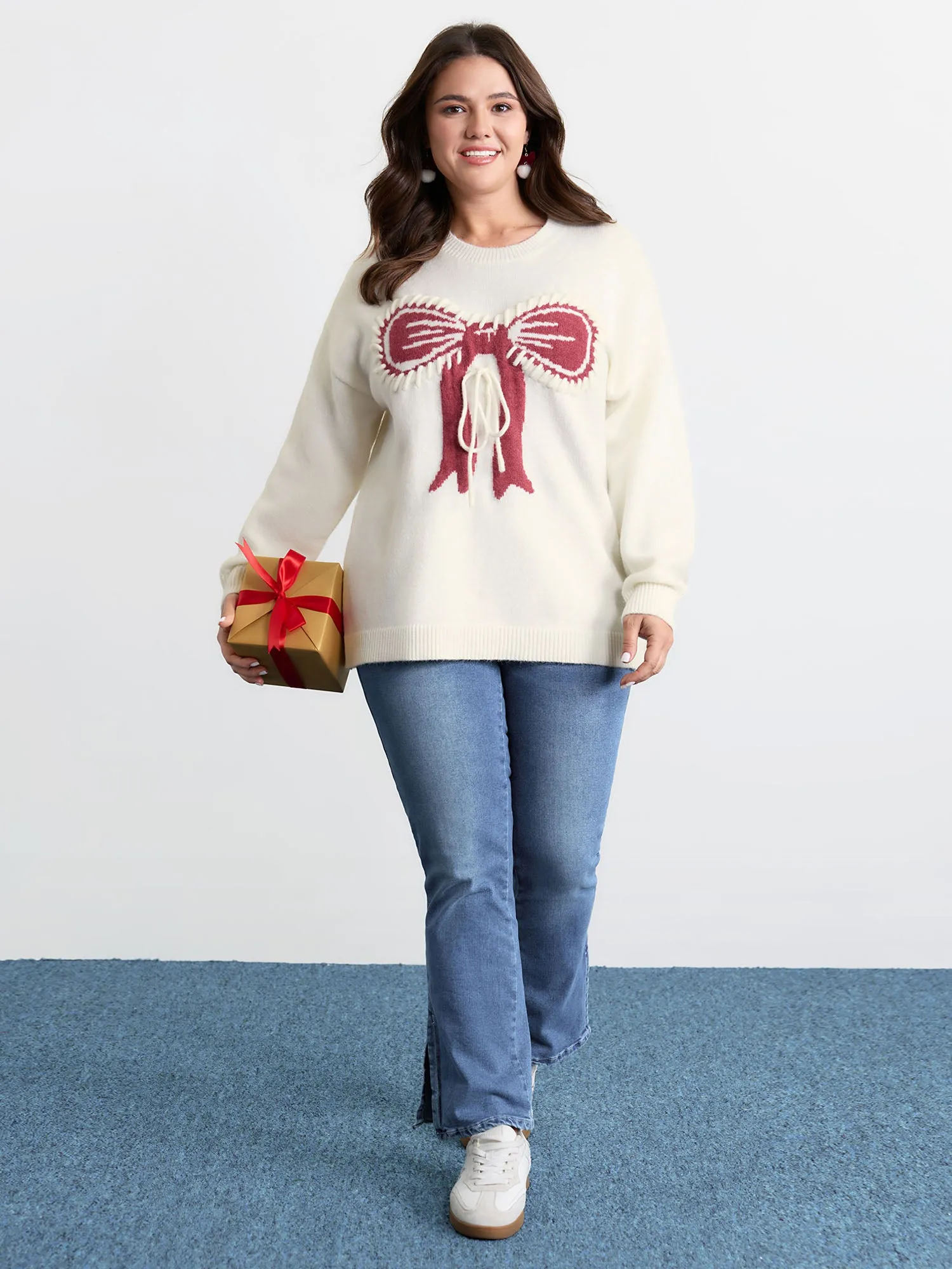 Supersoft Jacquard Bow Hand-Threaded Pullover sold by Bloomchic product image thumbnail 3