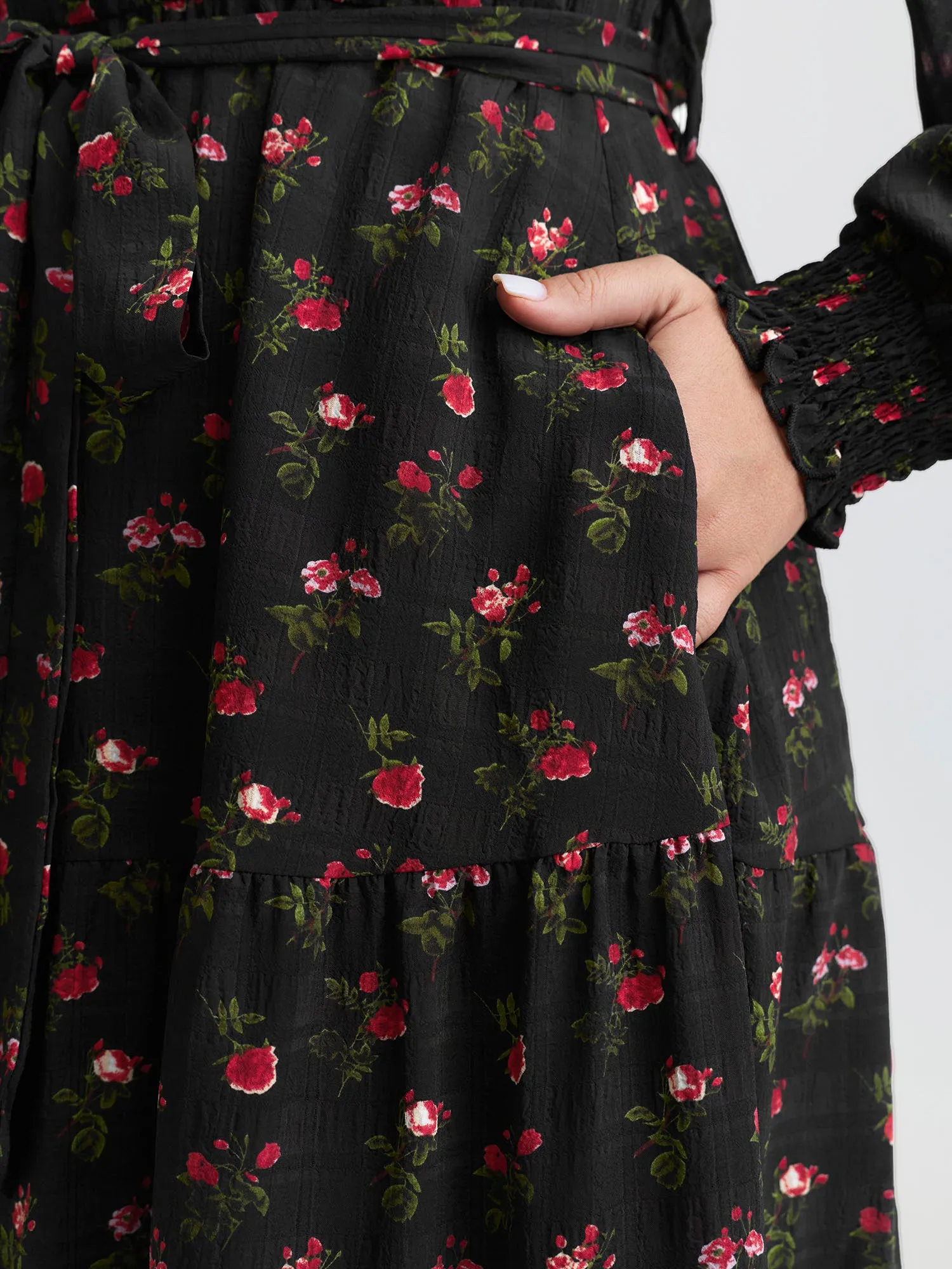 Floral Neck Cut-Out Shirred Maxi Dress sold by Bloomchic product image thumbnail 4