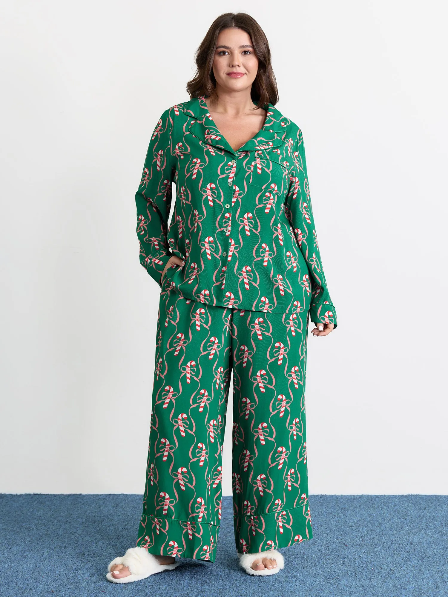 Holiday Cheer Print Pockets Two-Piece Lounge Set sold by Bloomchic