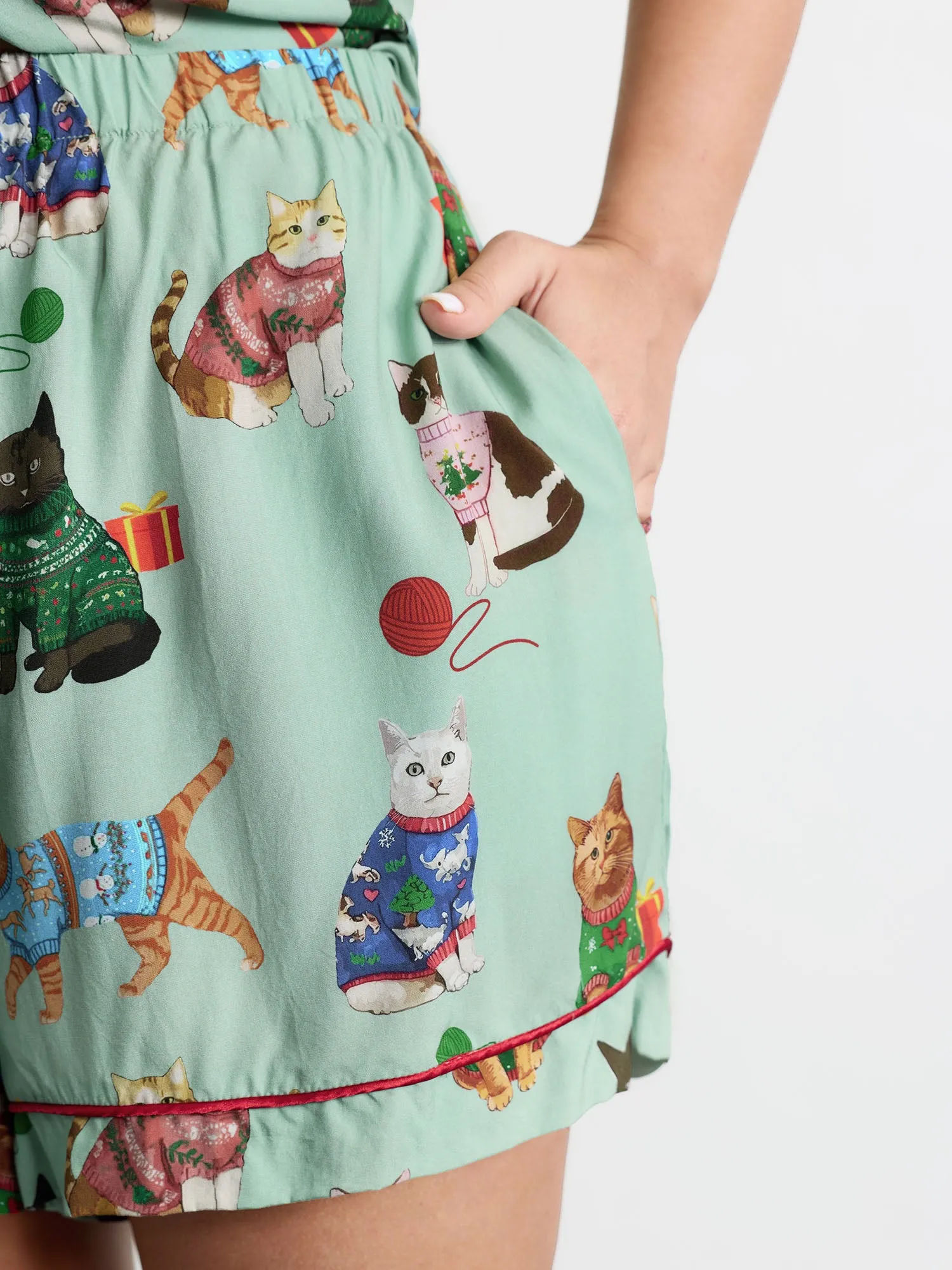 Holiday Cats Print Color Contrast Loungewear Set sold by Bloomchic product image thumbnail 5