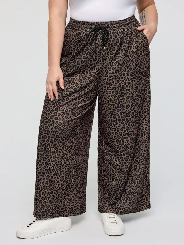 Leopard Print Drawstring Waist Pants made by Bloomchic