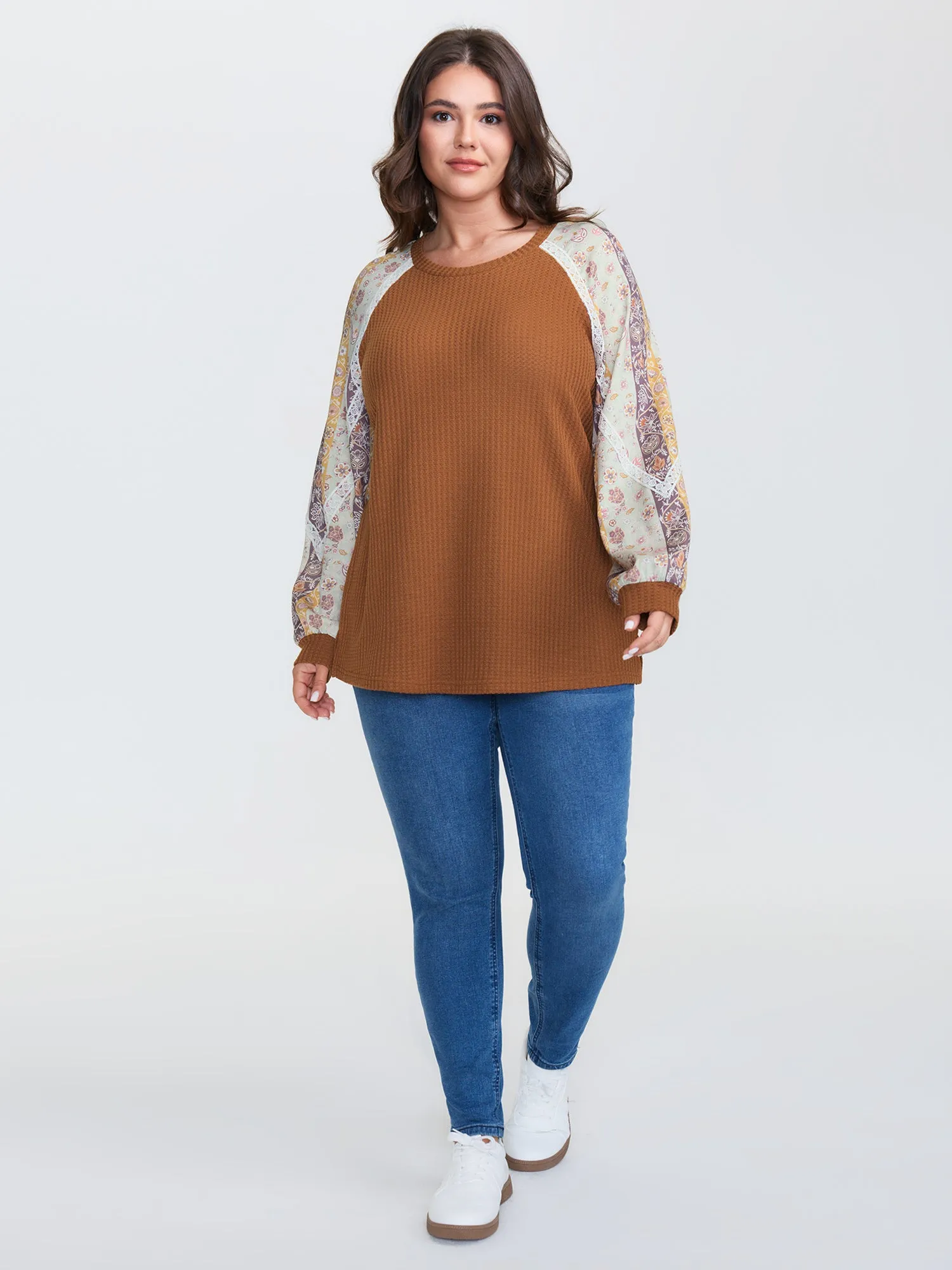 Floral Lace Trim Raglan Sleeve T-Shirt sold by Bloomchic product image thumbnail 3