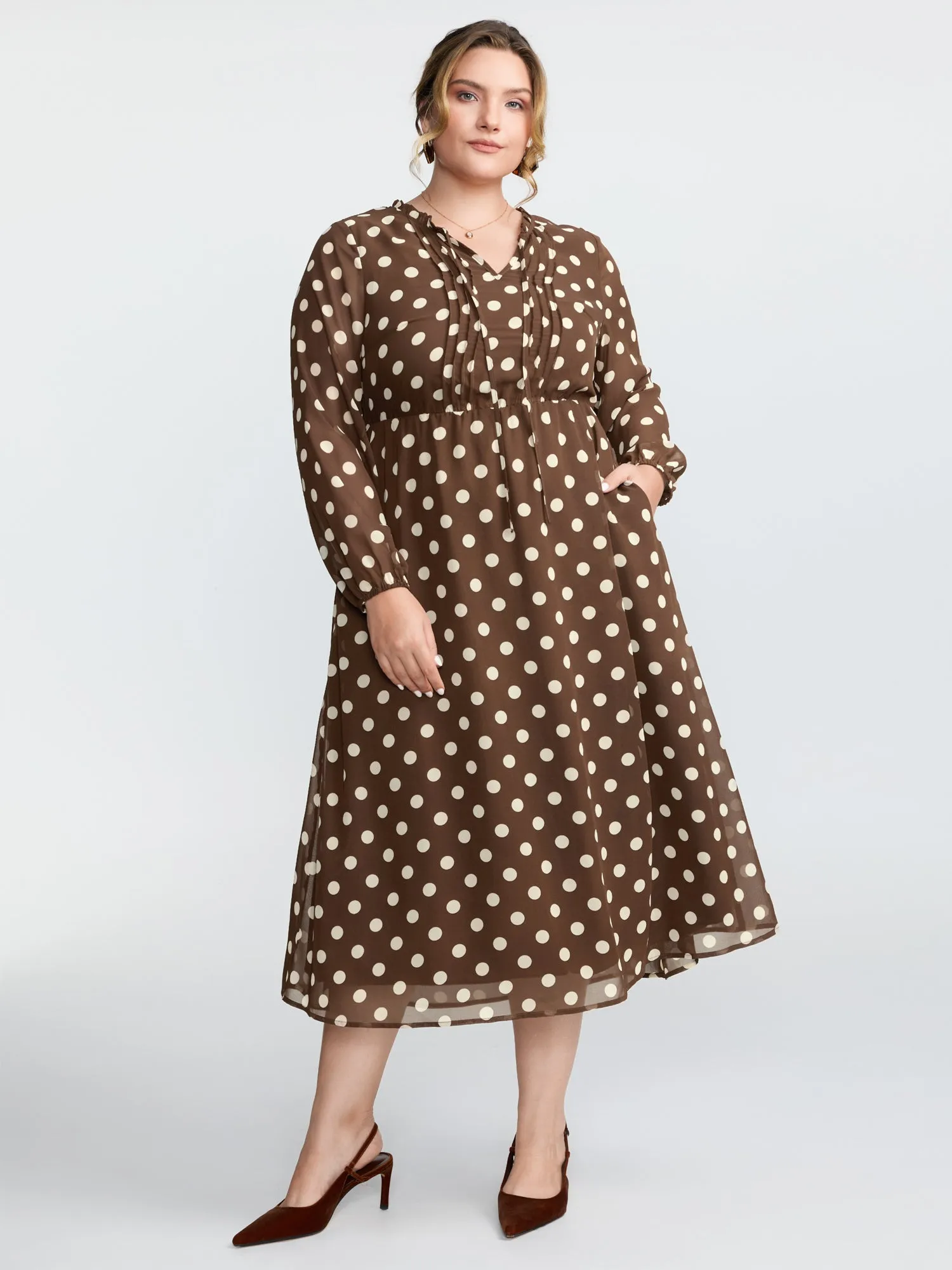 Polka Dots Shirred Stretchy Waist Midi Dress sold by Bloomchic product image thumbnail 3