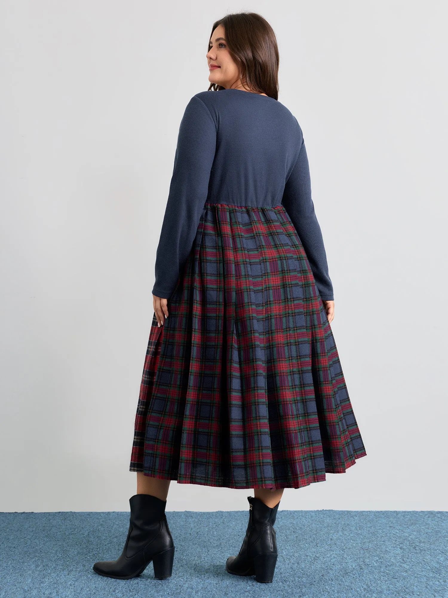 Plaid Waffle Color Contrast Midi Dress sold by Bloomchic product image thumbnail 5