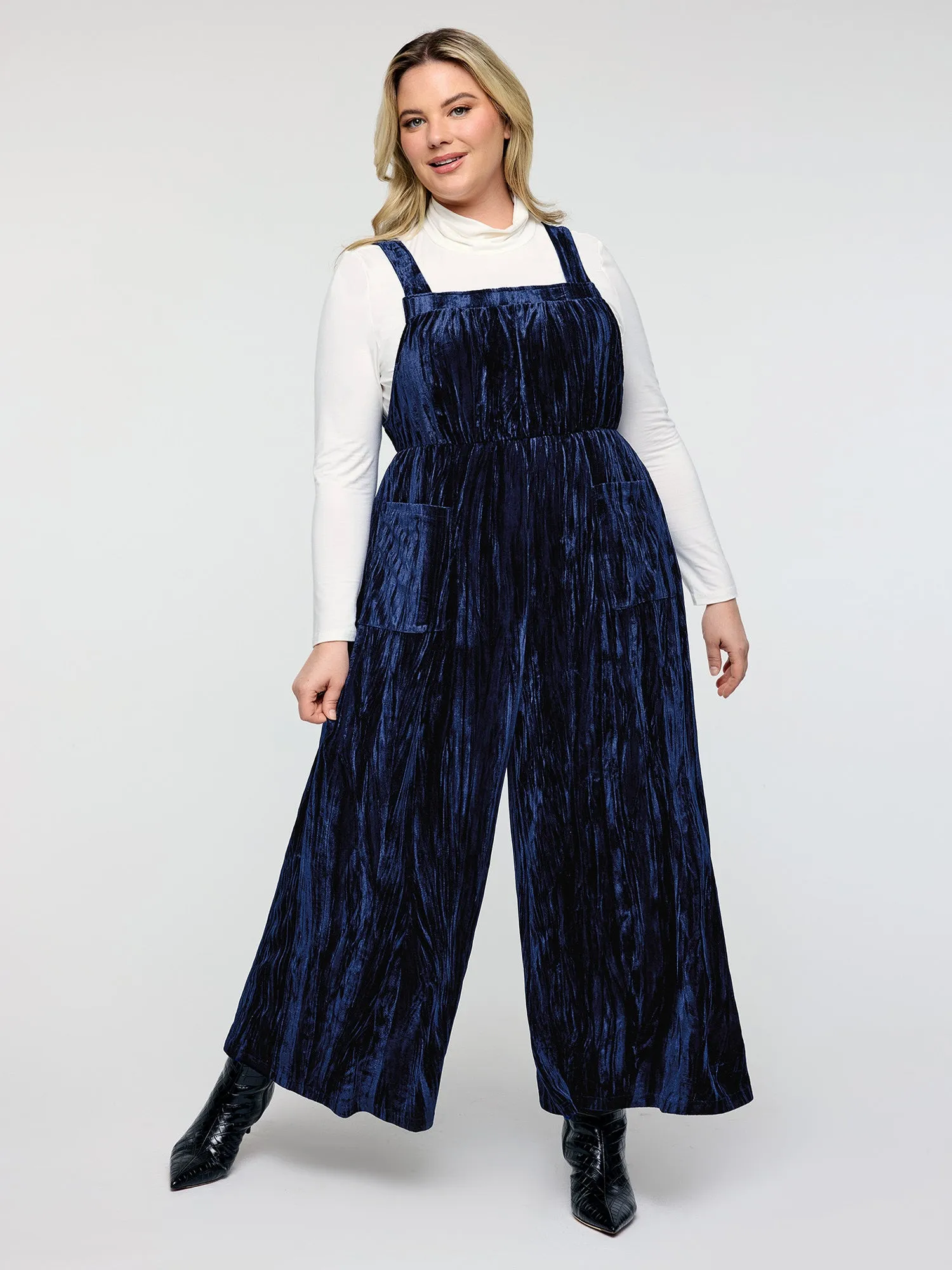 Velvety Texture Adjustable Pockets Overall Jumpsuit sold by Bloomchic product image thumbnail 3